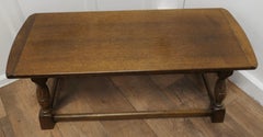 Solid Golden Oak Arts & Crafts Coffee Table This is a Very Sturdy Table