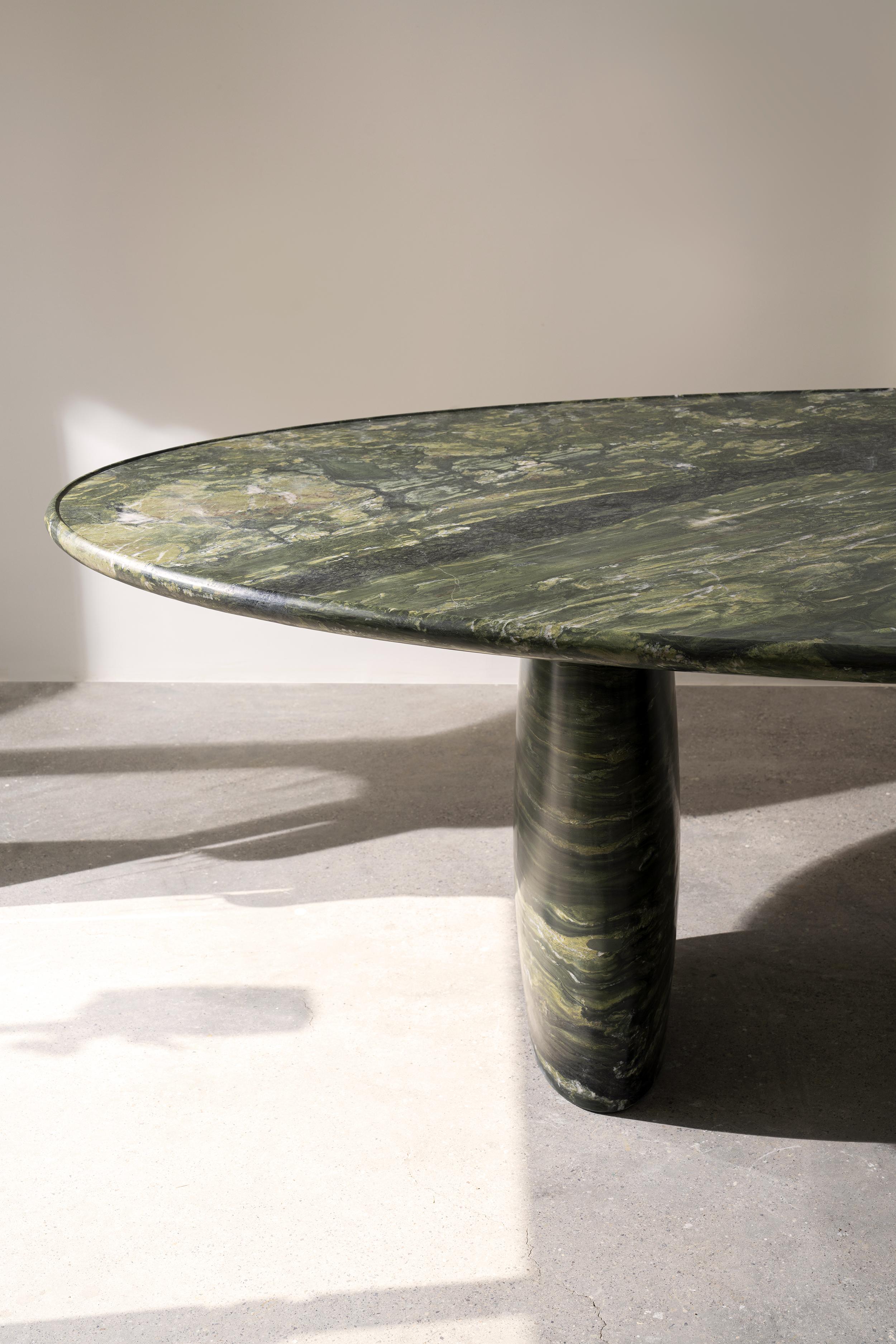Granit Table en granit massif en vente