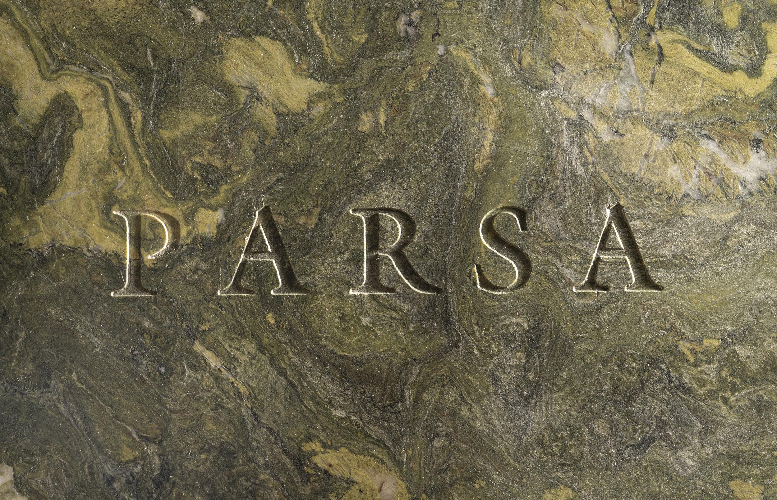 Table en granit massif en vente 3