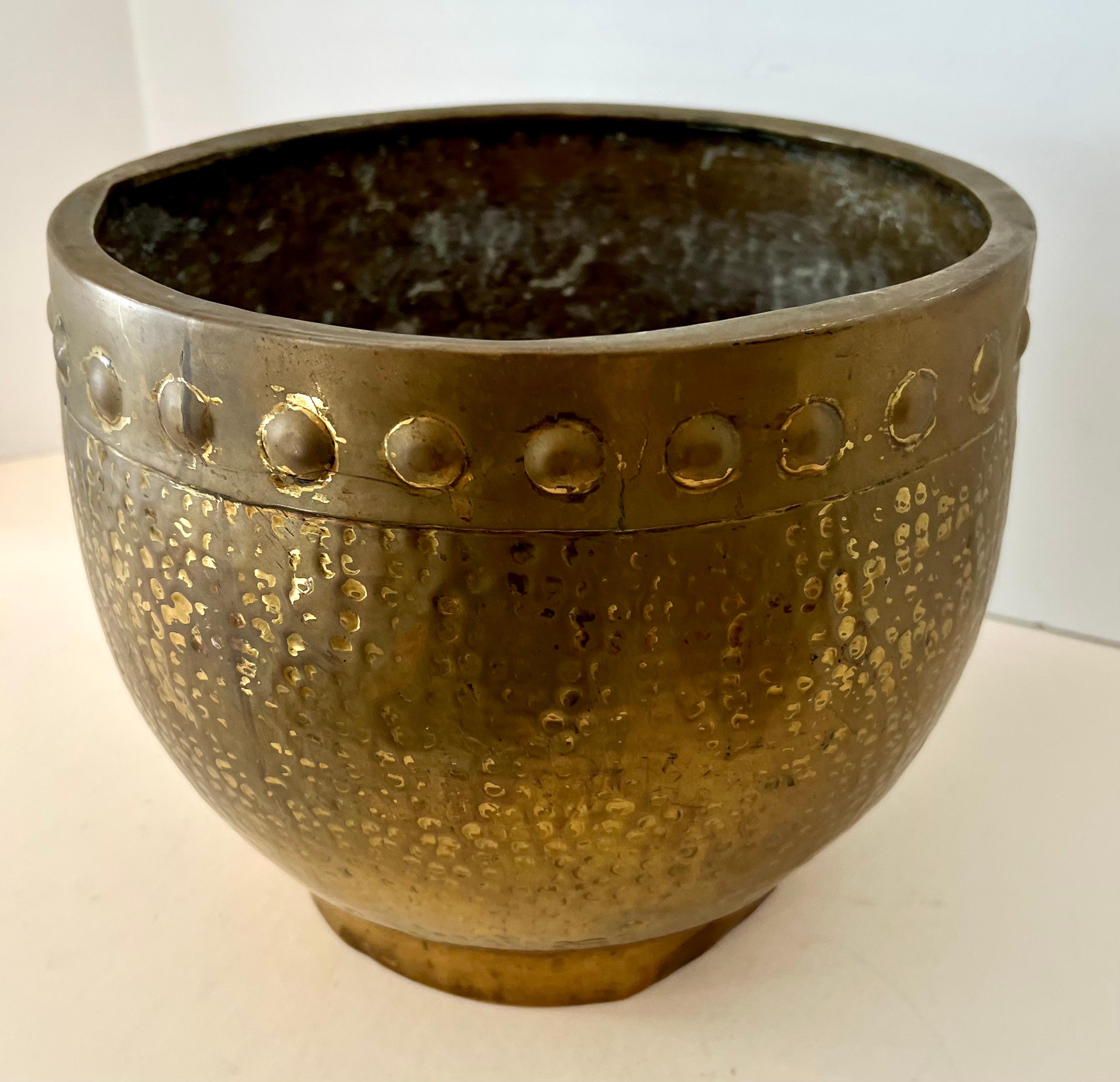Hong Kong Solid Hammered Brass Cachepot Jardiniere Planter with Rim Details For Sale