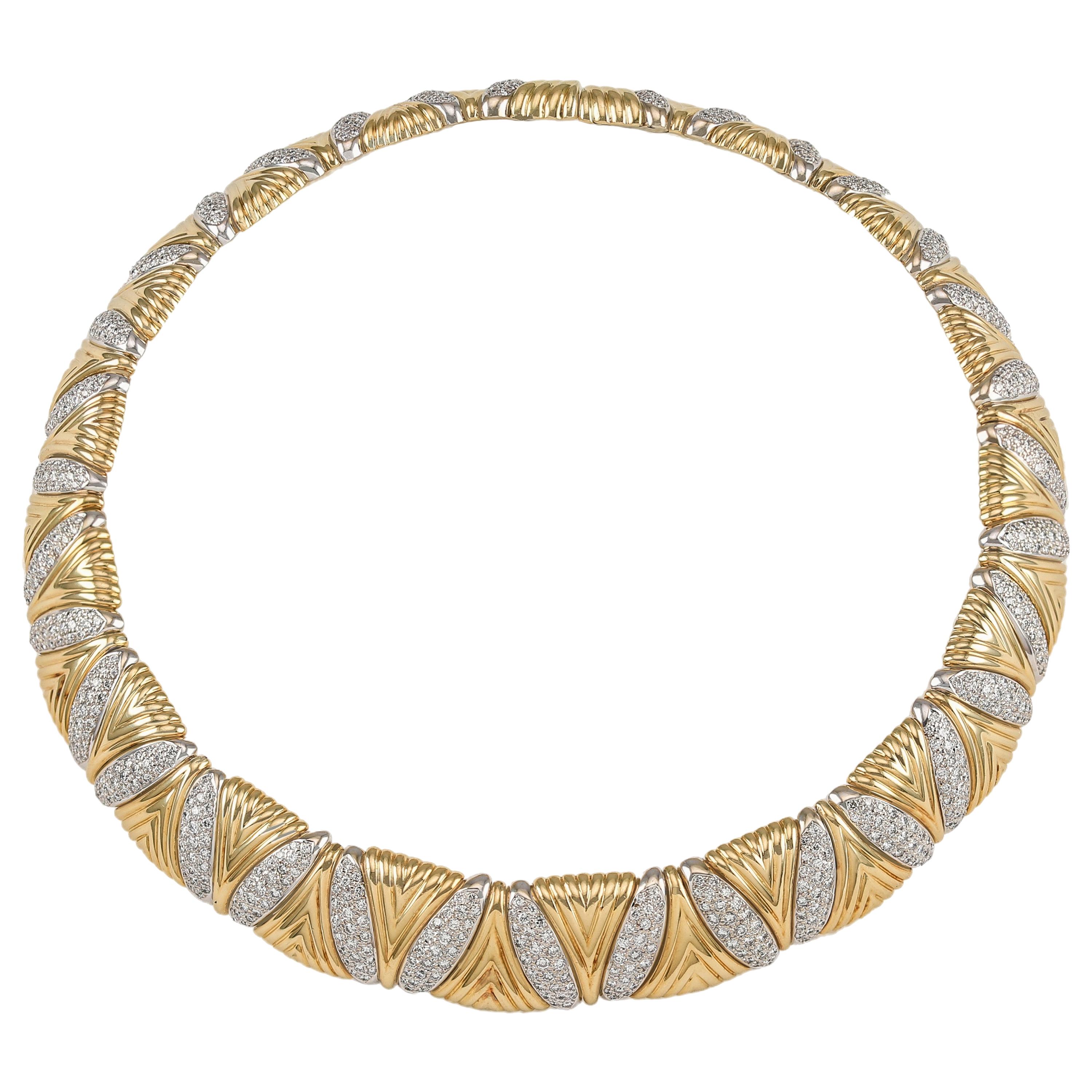 Solid Heavy 18 Karat Gold 15.0 Carat Diamond Choker Necklace