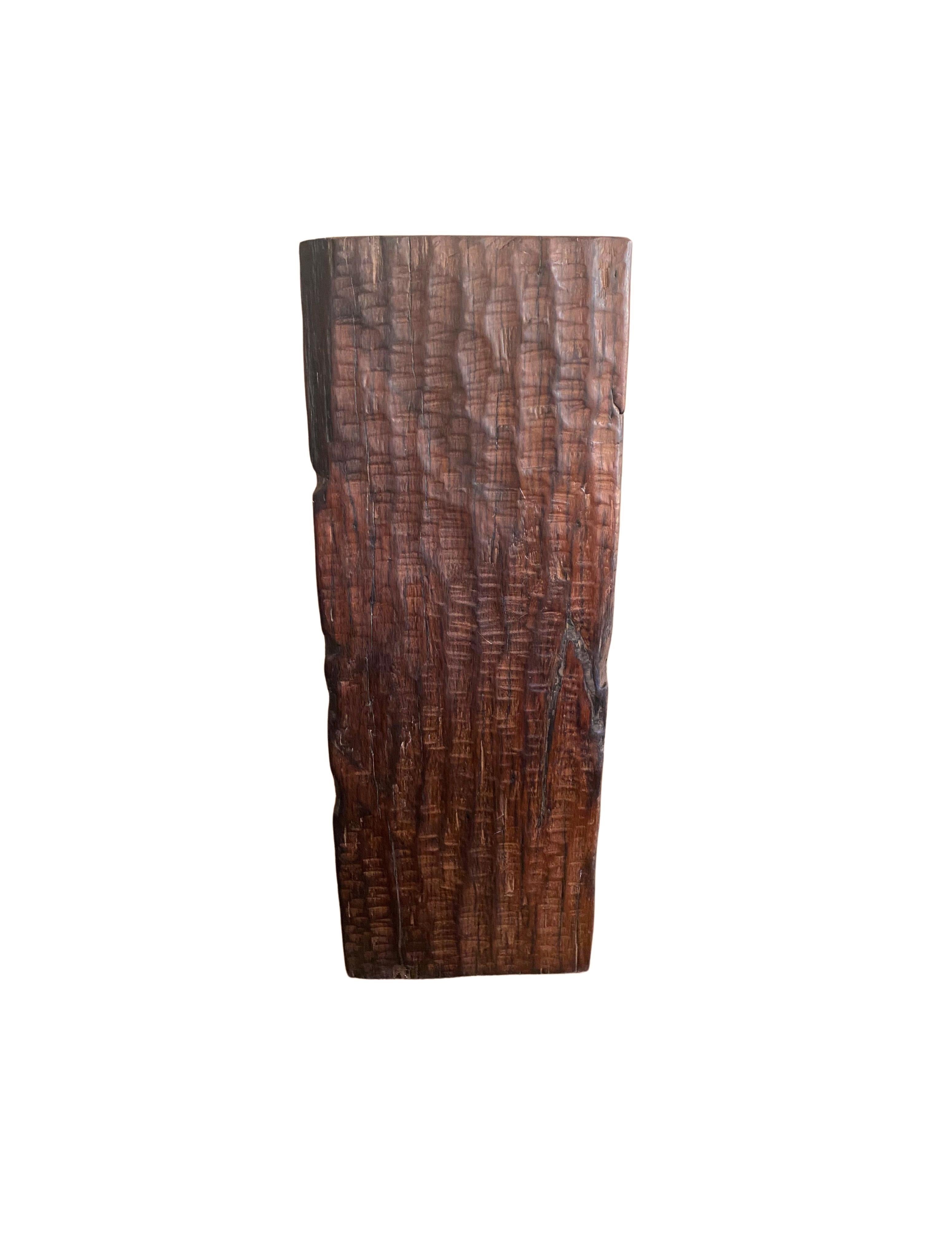 Solid Iron Wood Pedestal with Stunning Wood Texture For Sale 2
