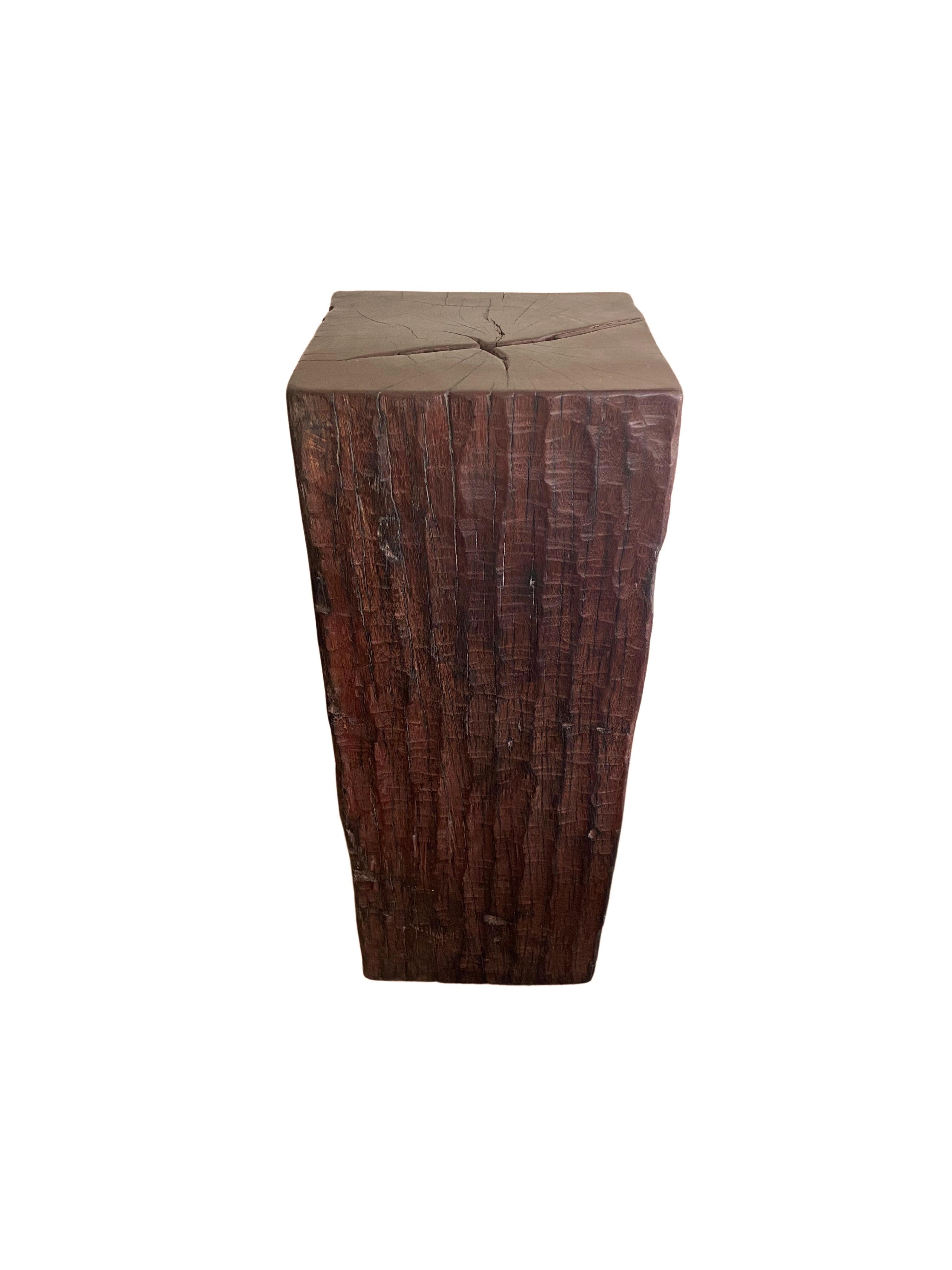 Solid Iron Wood Pedestal with Stunning Wood Texture For Sale 1