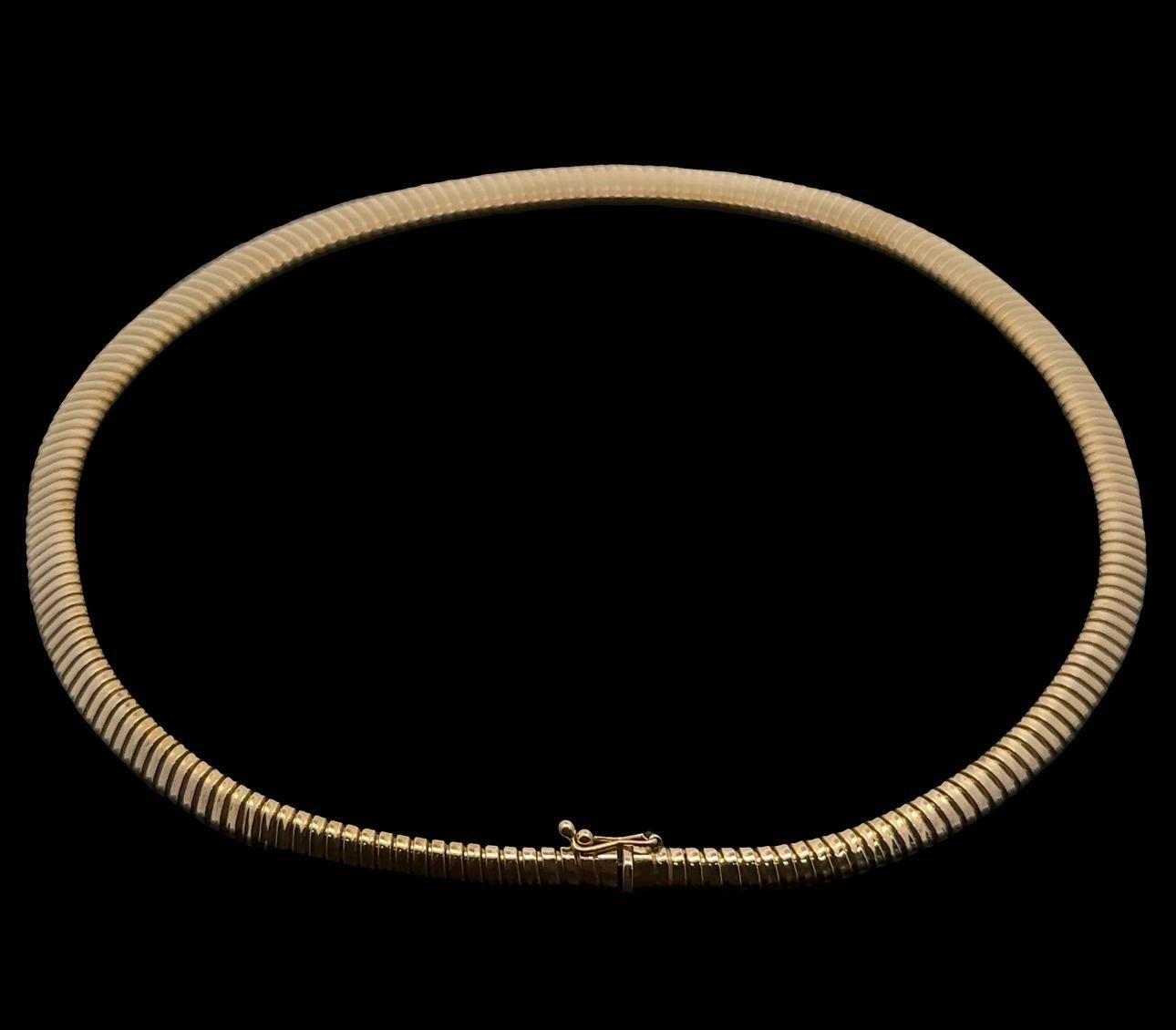 Solide  Tubogas gradués en or jaune 14k italien 16in. Collier ras du cou en chaîne à maillons Excellent état - En vente à Montclair, NJ
