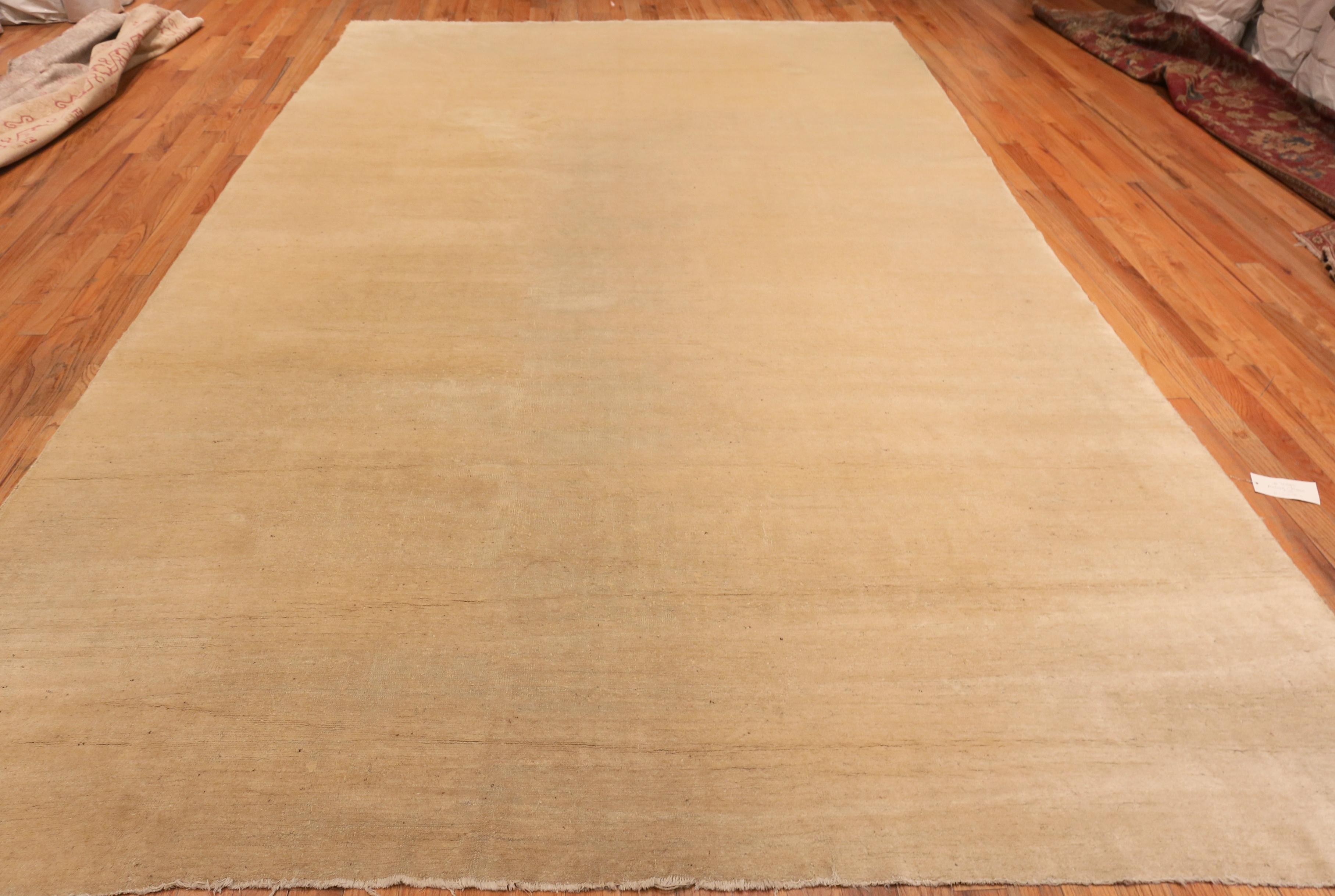 Chinese Chippendale Solid Ivory Large Antique Chinese Rug. 8 ft 10 in x 15 ft 