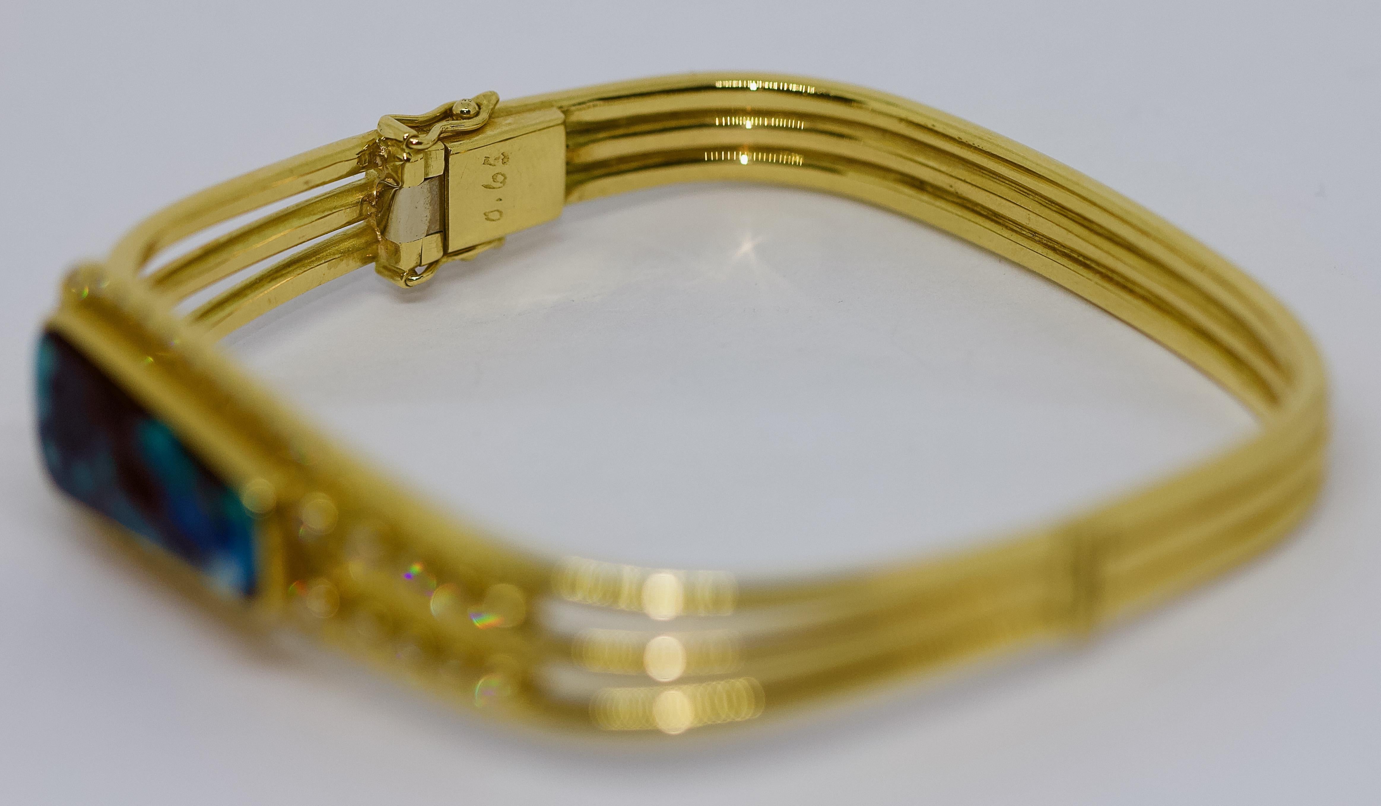 Modern Solid Ladies Bangle, 18 Karat Gold, with Large Opal and Diamonds For Sale