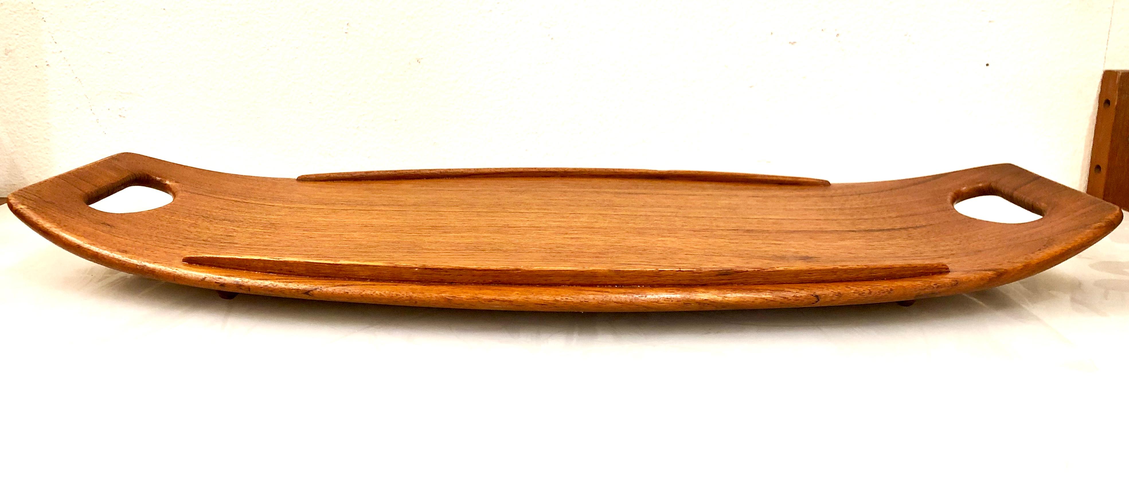 Solid Large Teak Gondola Tray Designed by Quistgaard for Dansk Early Production In Excellent Condition In San Diego, CA
