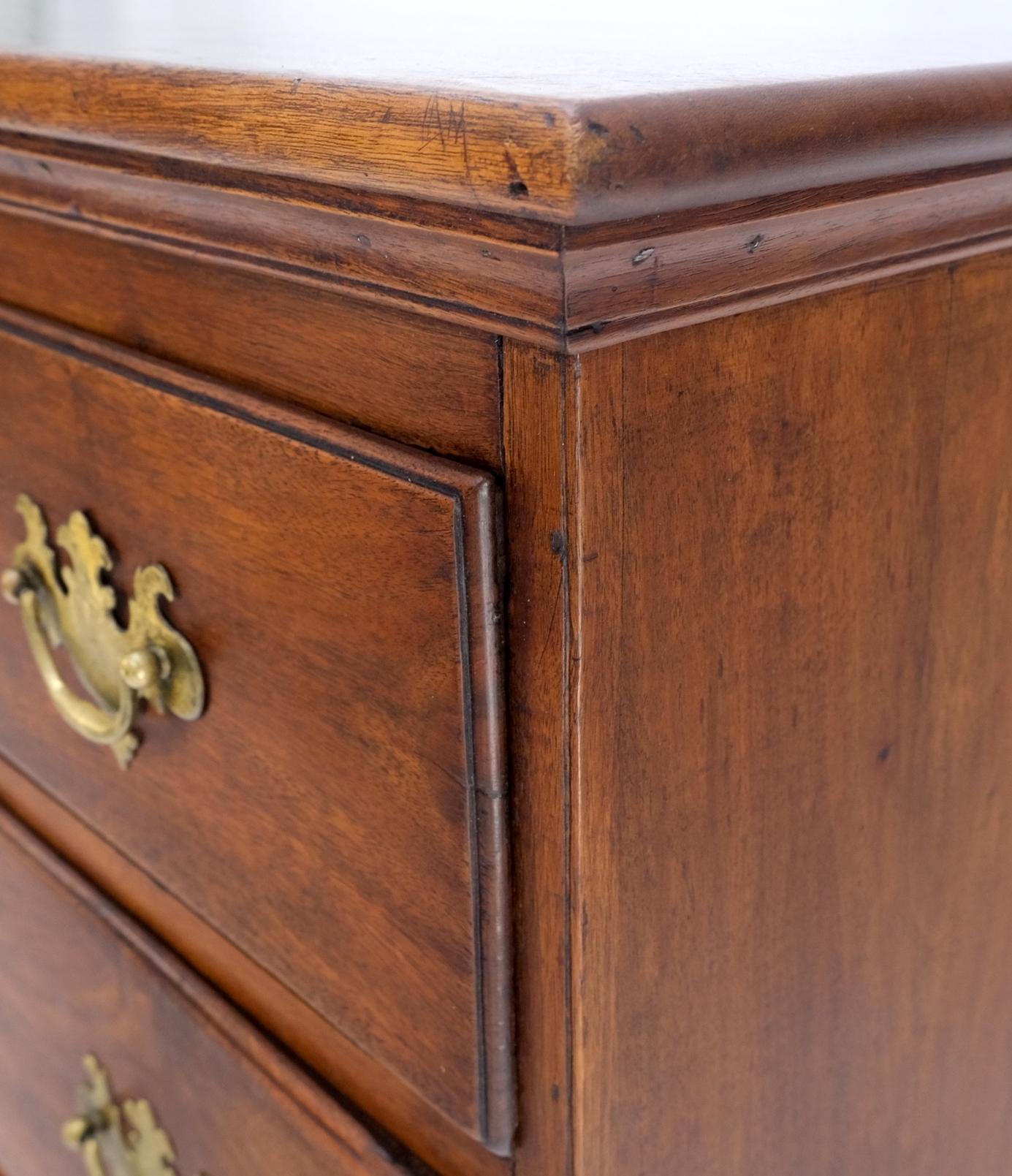 XIXe siècle Commode 3 tiroirs en acajou massif Style Chippendale Antique  en vente