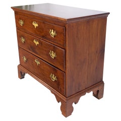 Commode 3 tiroirs en acajou massif Style Chippendale Antique