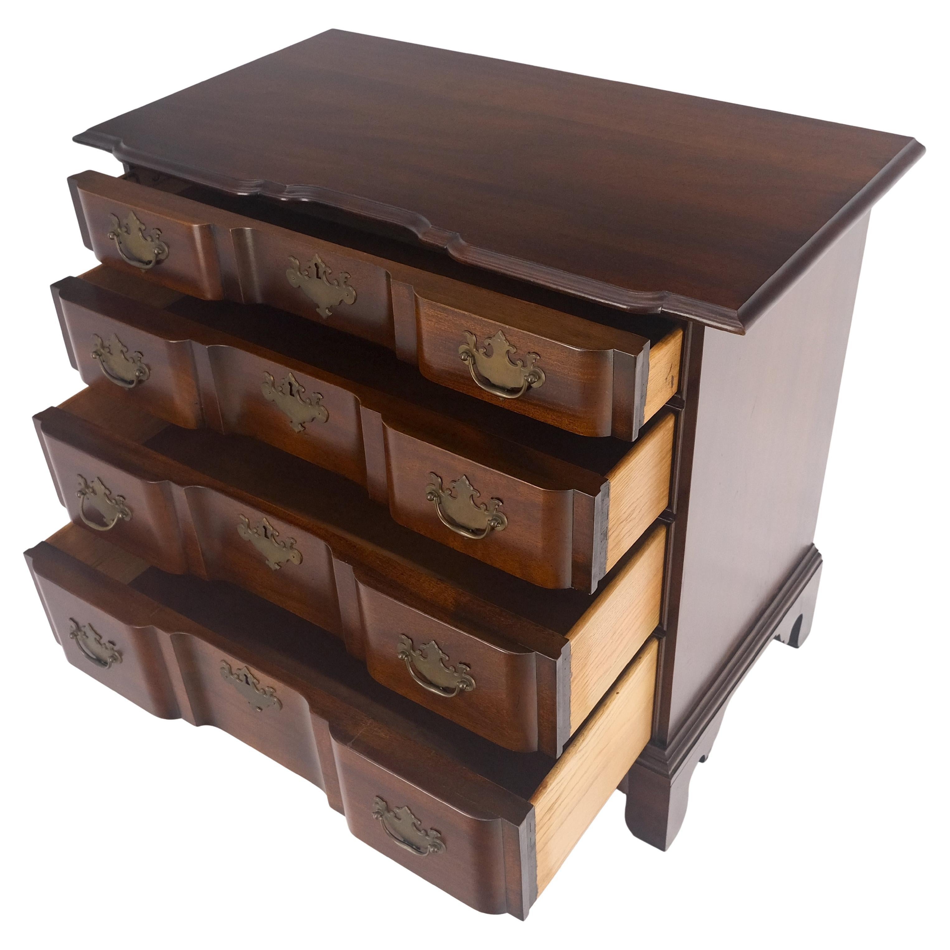 Americano Mogano massiccio Blocco frontale 4 cassetti H. 32