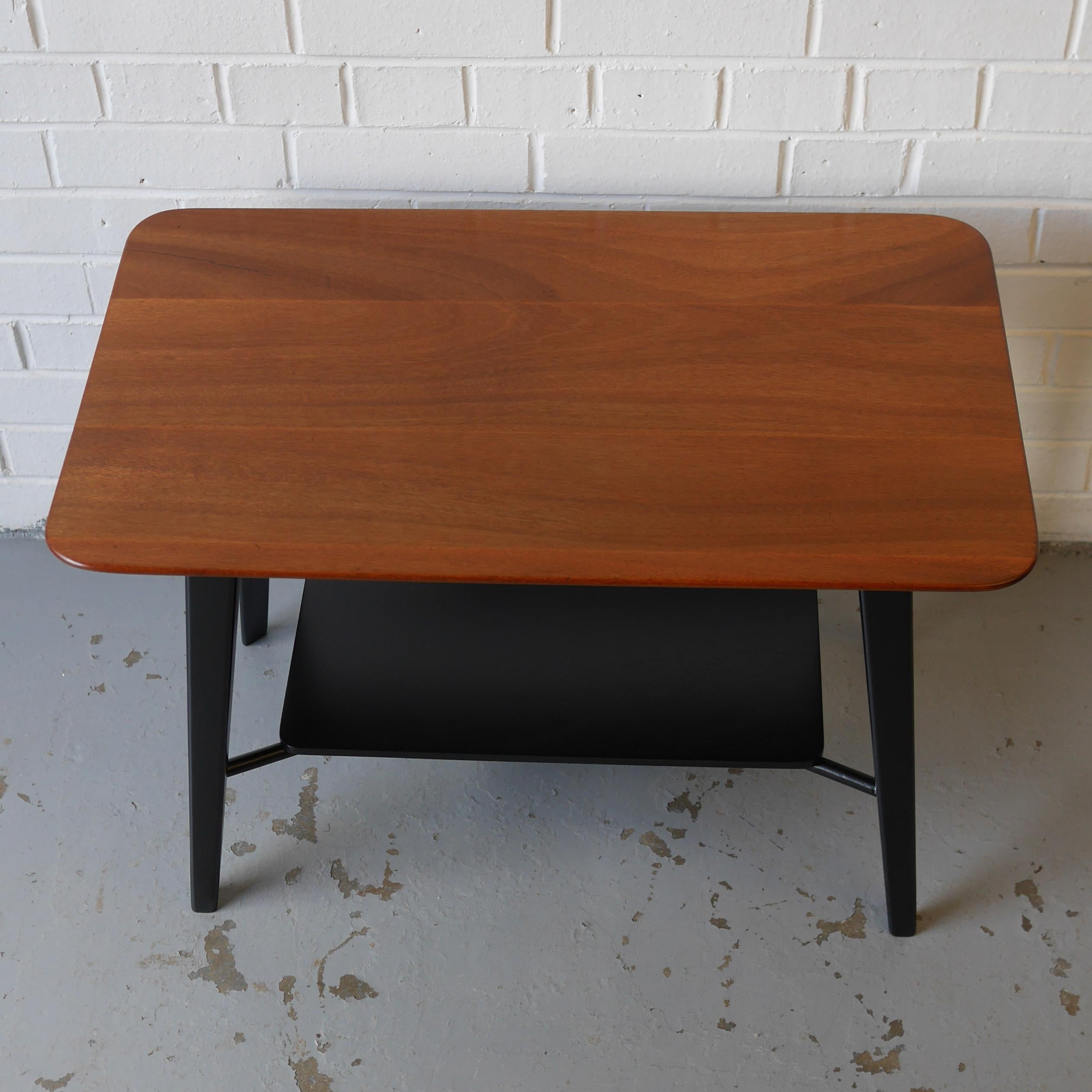 Solid Mahogany Coffee or Lamp Table by Vanson, circa 1955 In Good Condition For Sale In Derby, Derbyshire