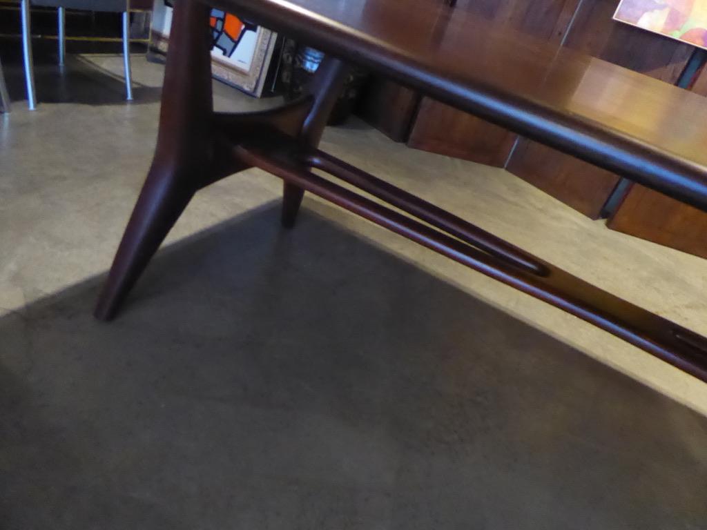 Solid Mahogany Dining Table Attributed to Monteverdi-Young, circa 1950s 5