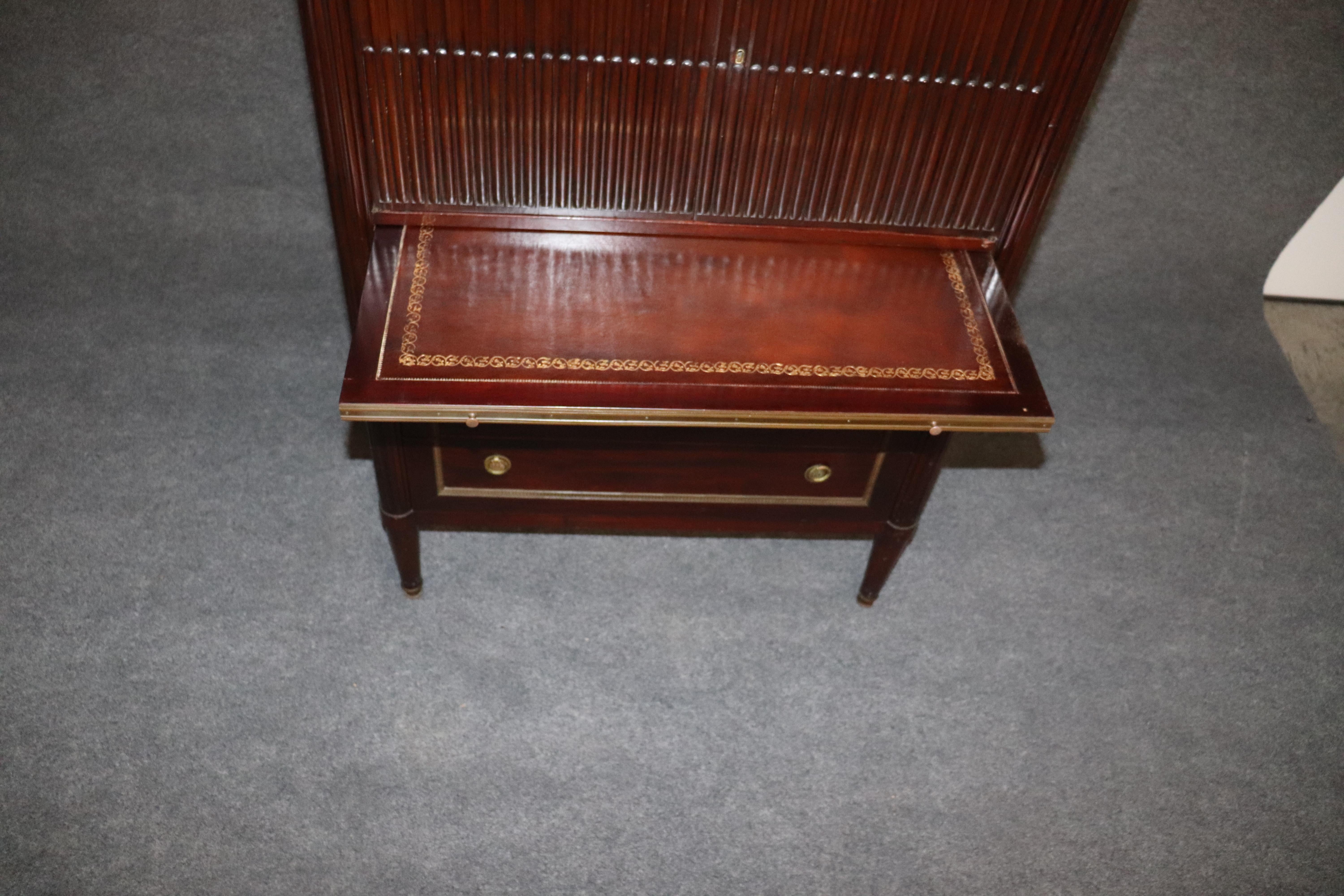 Solid Mahogany French Directoire Style Fitted Chiffarobe Gentleman's Dresser In Good Condition In Swedesboro, NJ