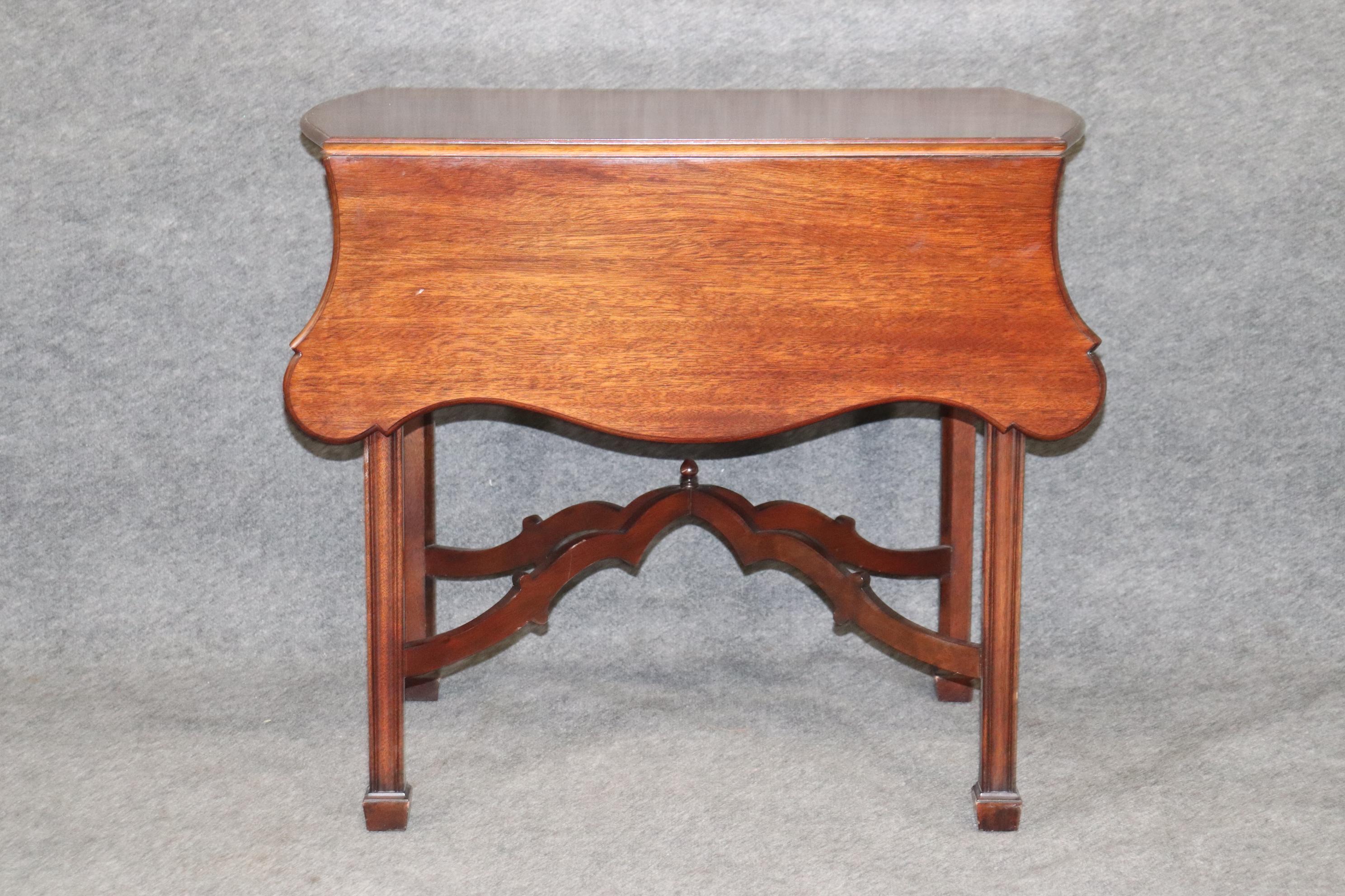 Solid Mahogany Kindel Winterthur Collection Chippendale Drop Leaf Table For Sale 3