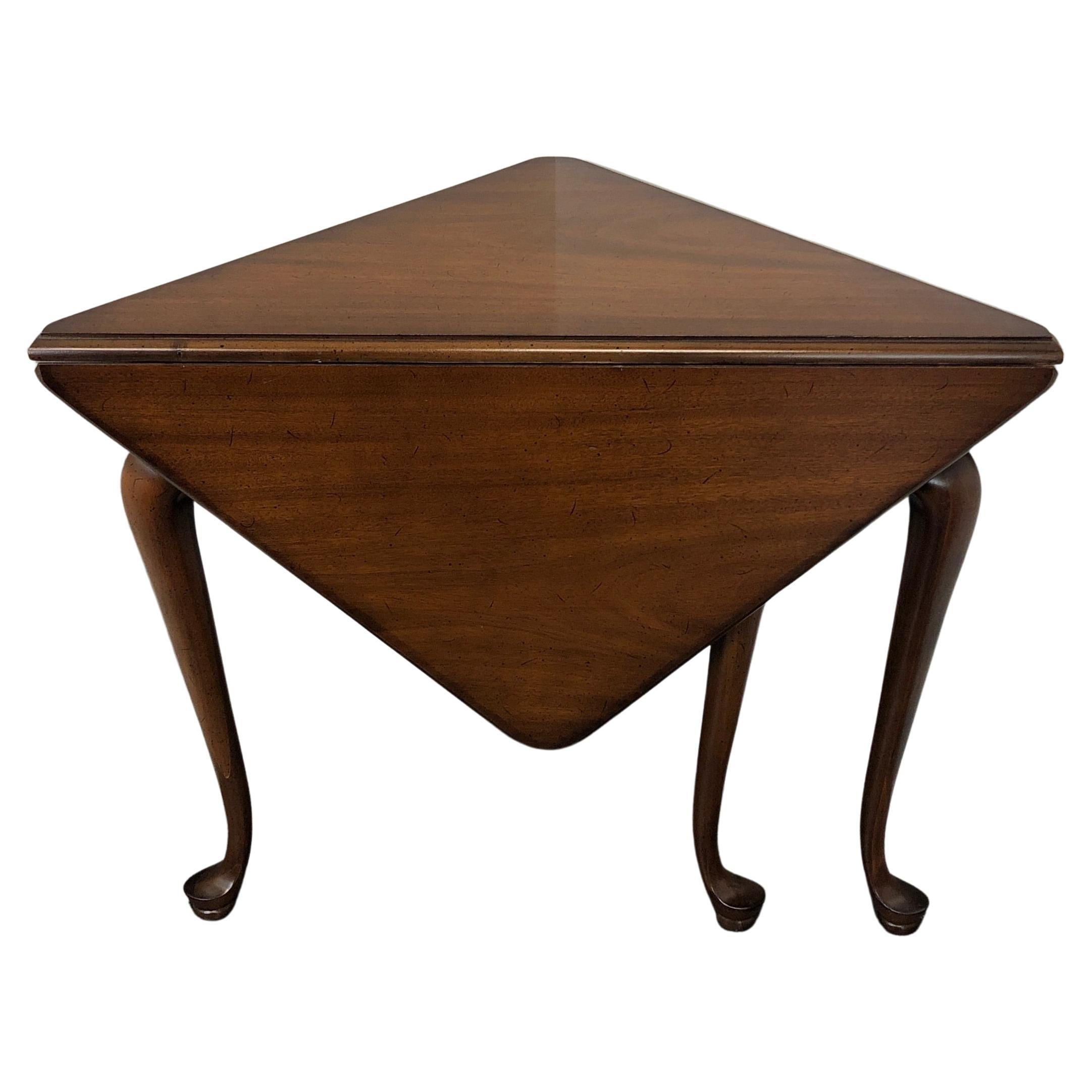 Solid Mahogany Queen Anne Style Drop-Leaf Handkerchief Table