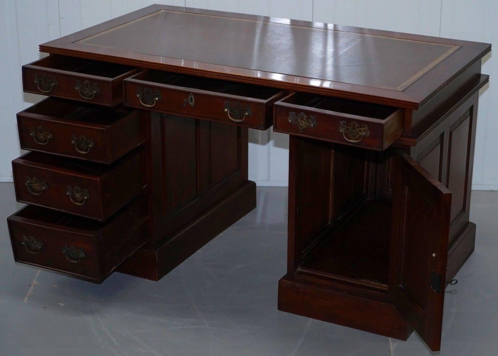 Solid Mahogany Twin Pedestal Partner Desk Custom Designed to House Computer Pc 3