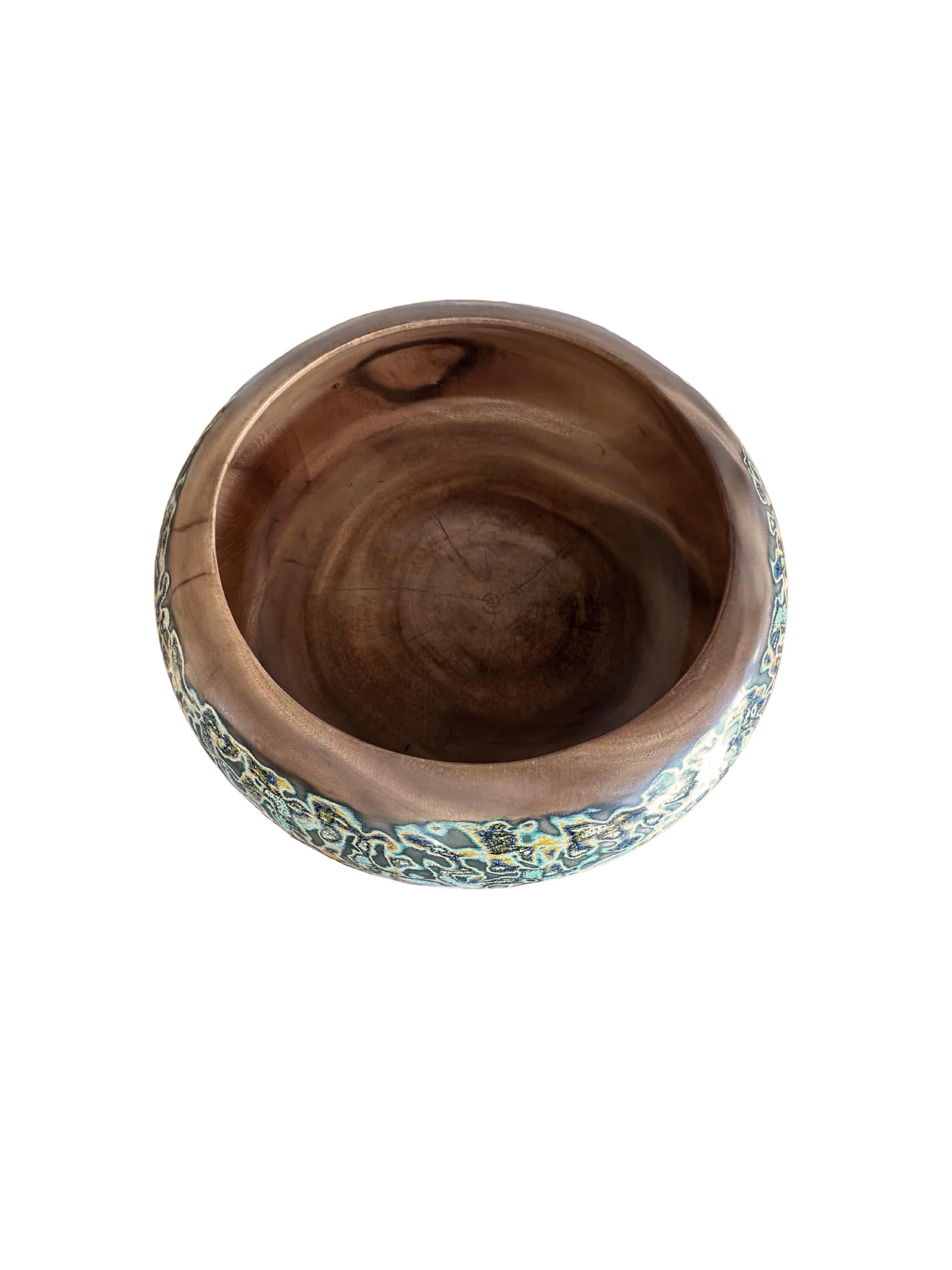 Organic Modern Solid Mango Wood Bowl with hand-painted detailing For Sale