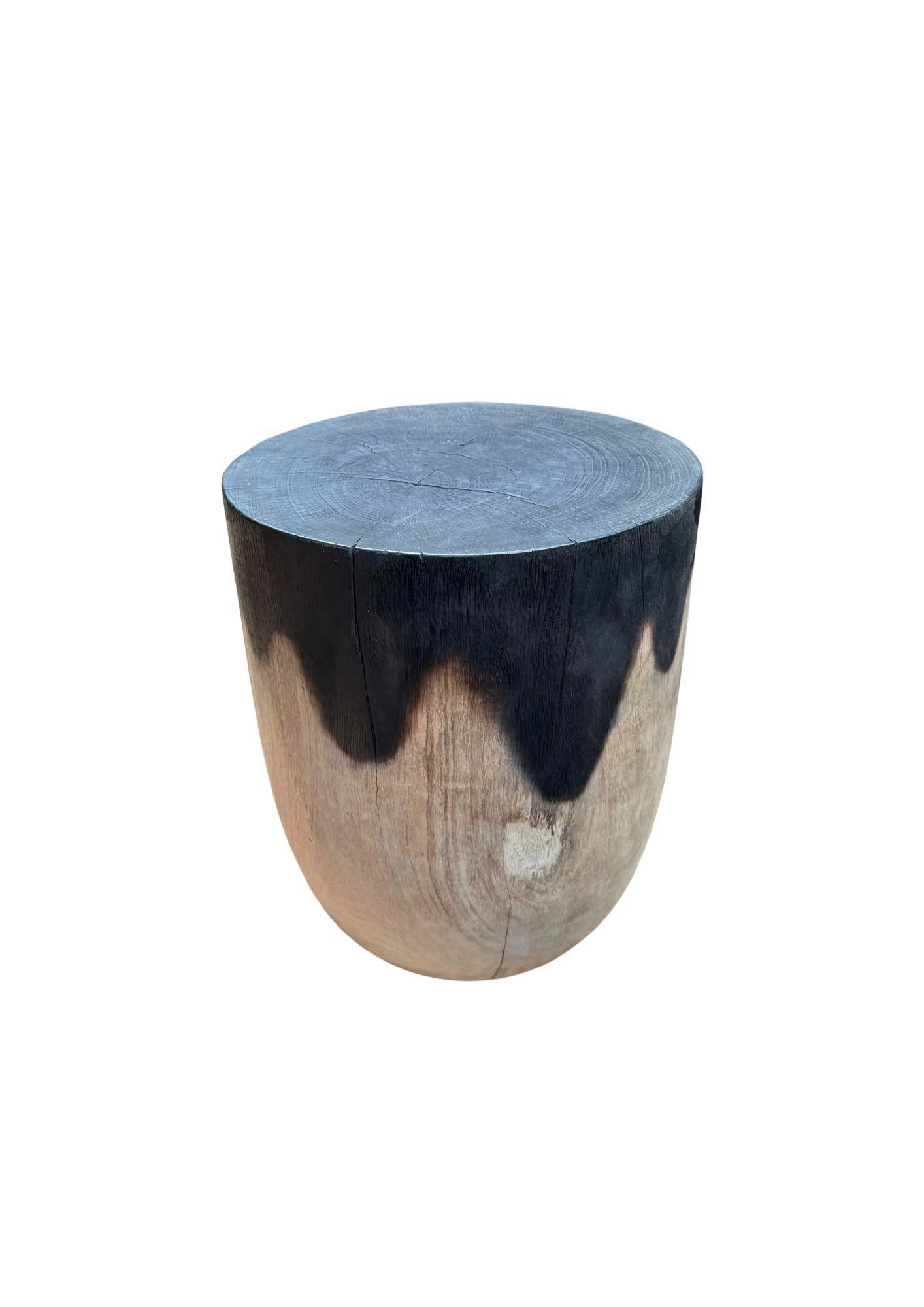 Organic Modern Solid Mango Wood Round Side Table, Modern Organic, Natural & Burnt Finish For Sale