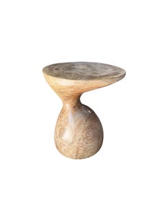 Mesa Auxiliar de Madera Maciza de Mango Acabado Natural, Moderno Orgánico