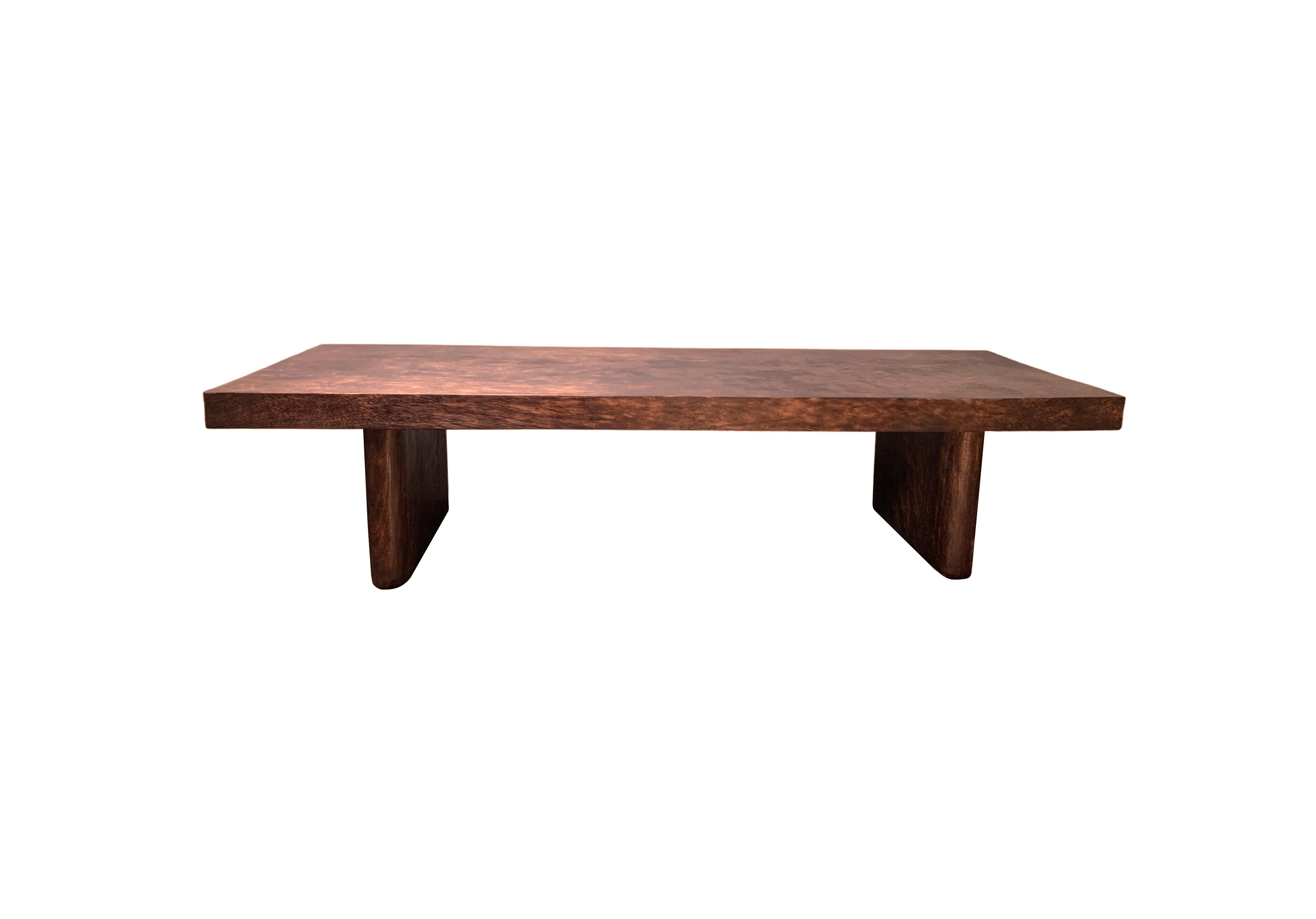 Fait main Table de canapé organique moderne en bois de Mango massif en vente