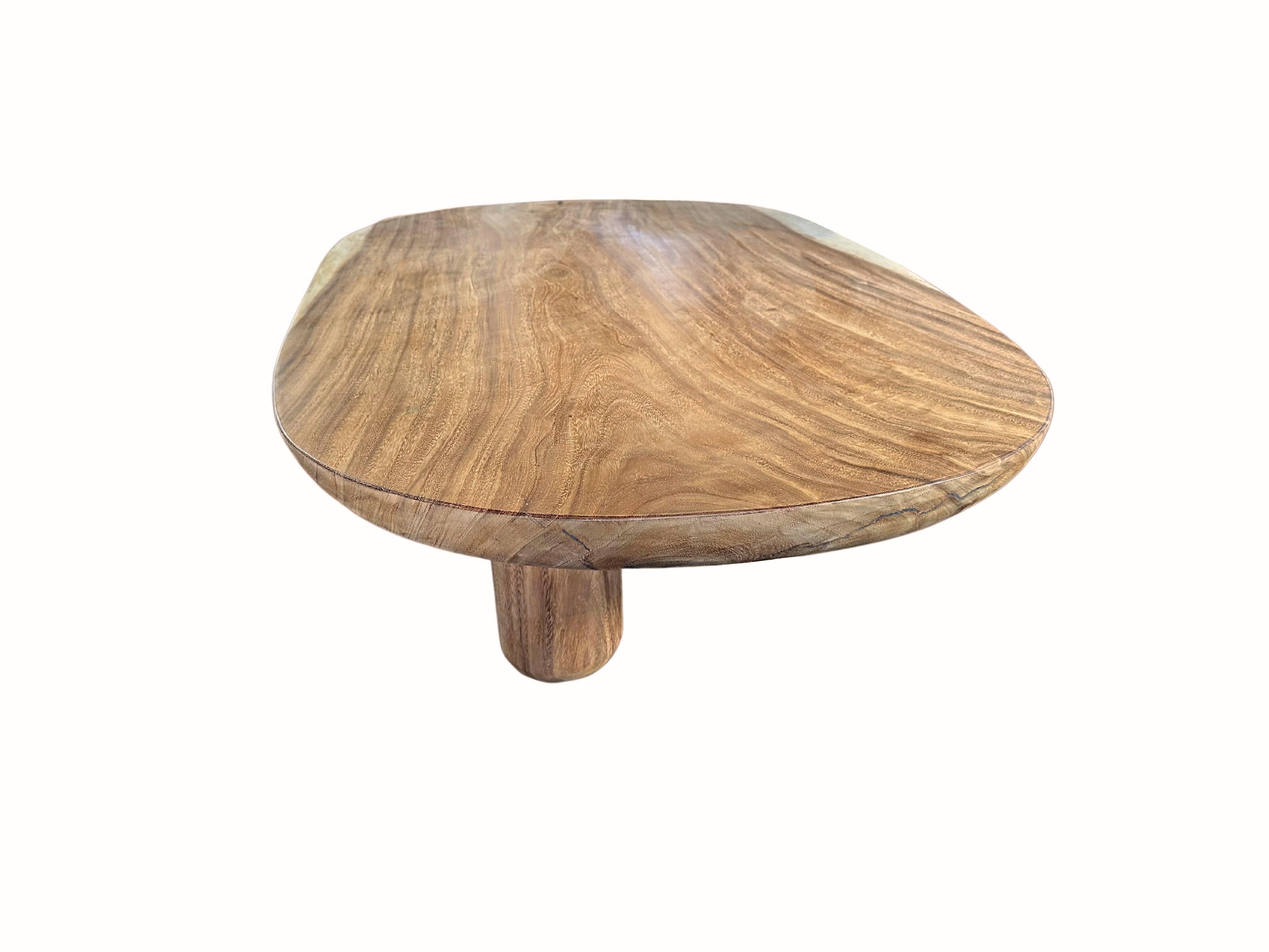Mango-Holz-Tisch Modern Organisch (Organische Moderne) im Angebot