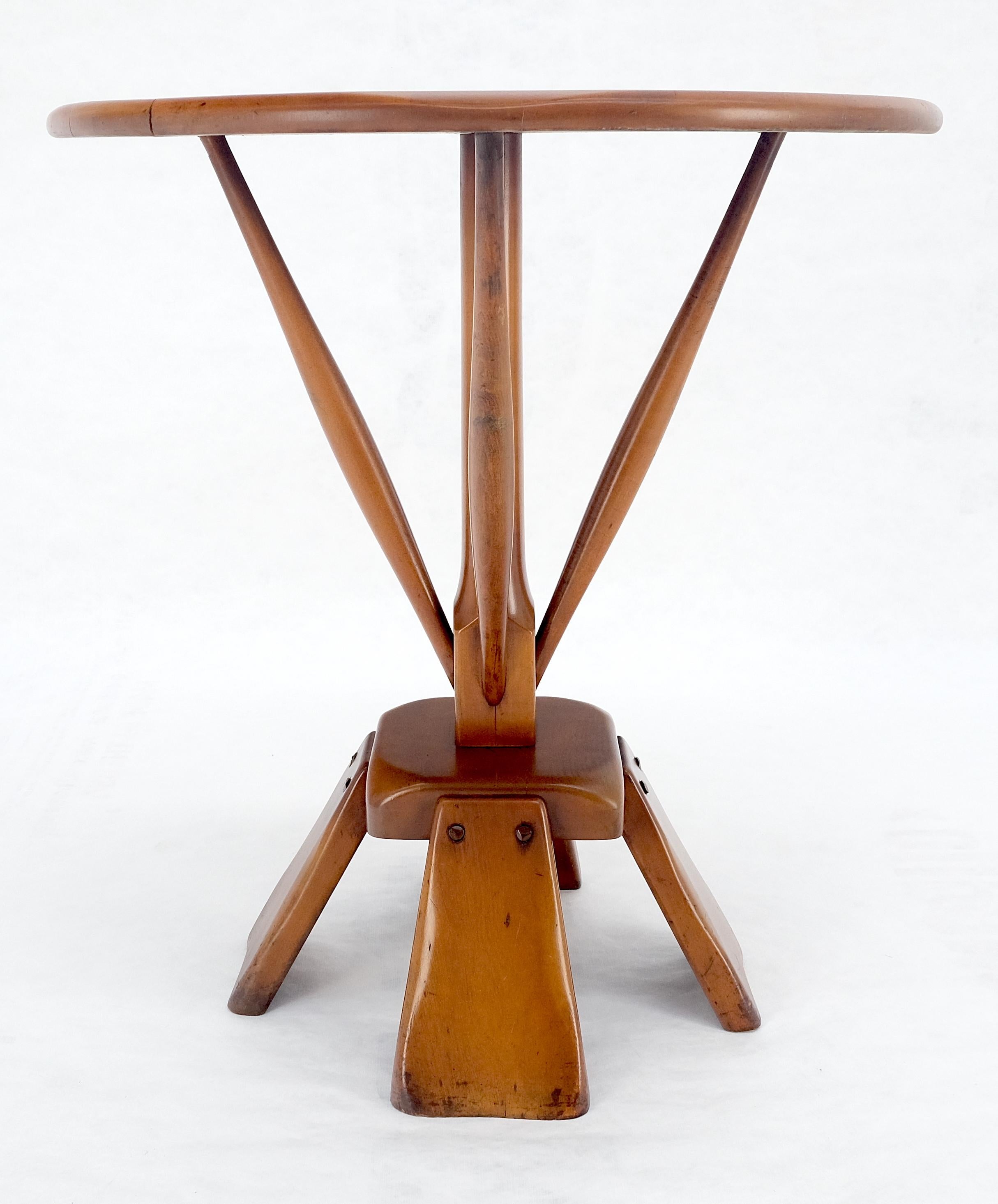 Mid-Century moderno Solid Maple Colonial Style Round Center Table Gueridon MINT in vendita