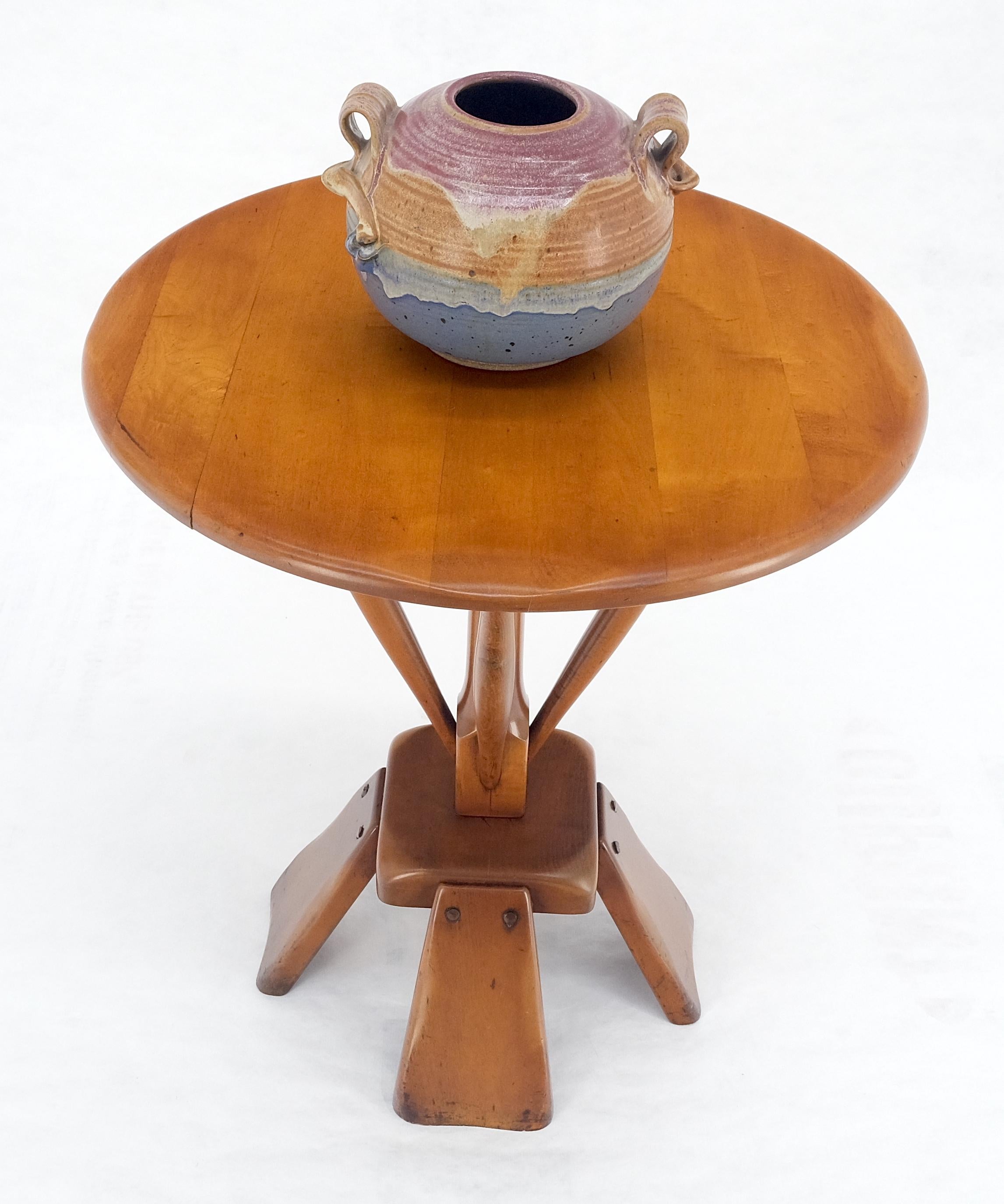 Solid Maple Colonial Style Round Center Table Gueridon MINT in vendita 1