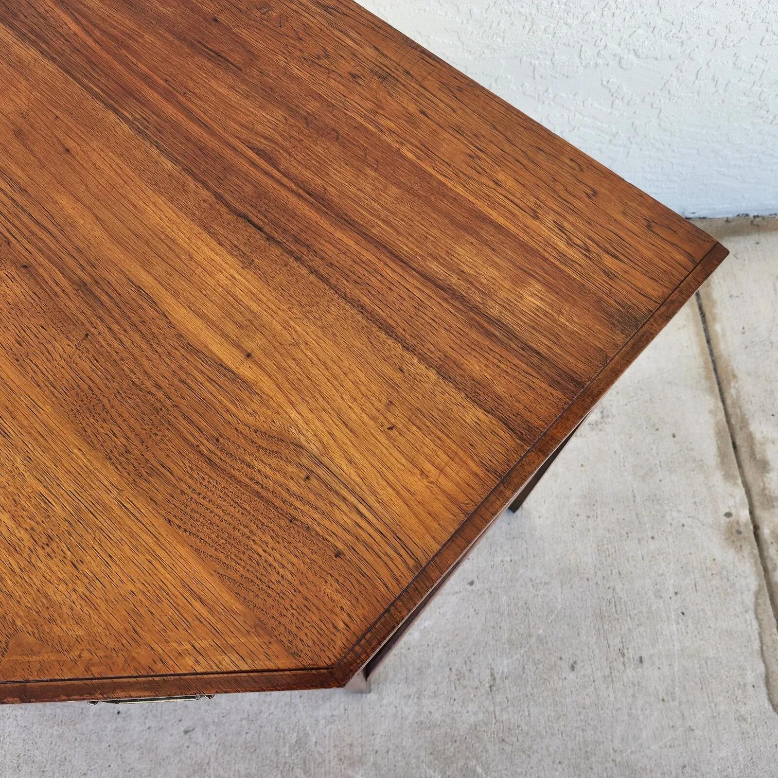 Schreibtisch ecktisch by SPAINHOUR 1960s Ahorn massiv im Zustand „Gut“ in Lake Worth, FL