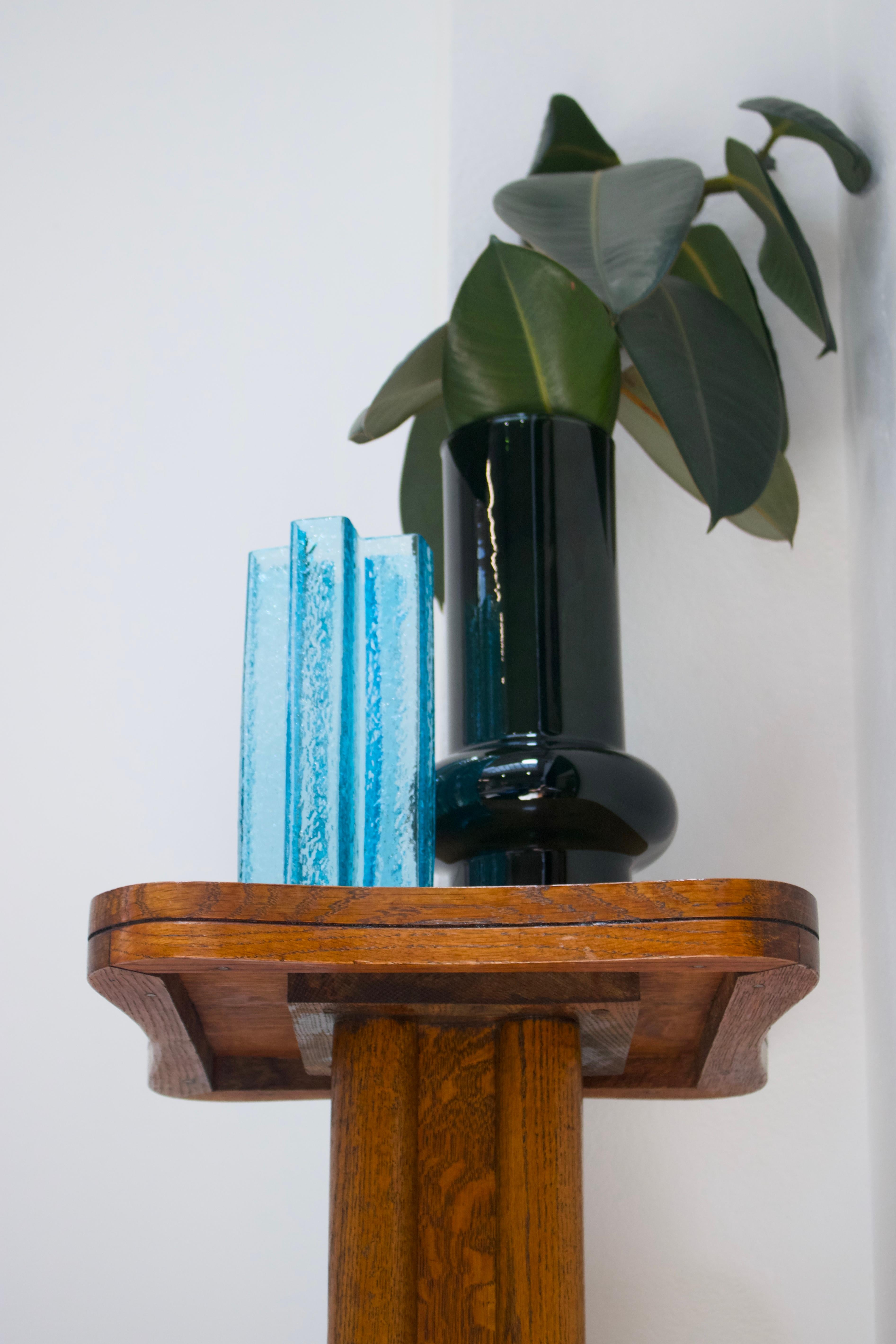 20th Century Solid natural oak pedestal, 20th century For Sale