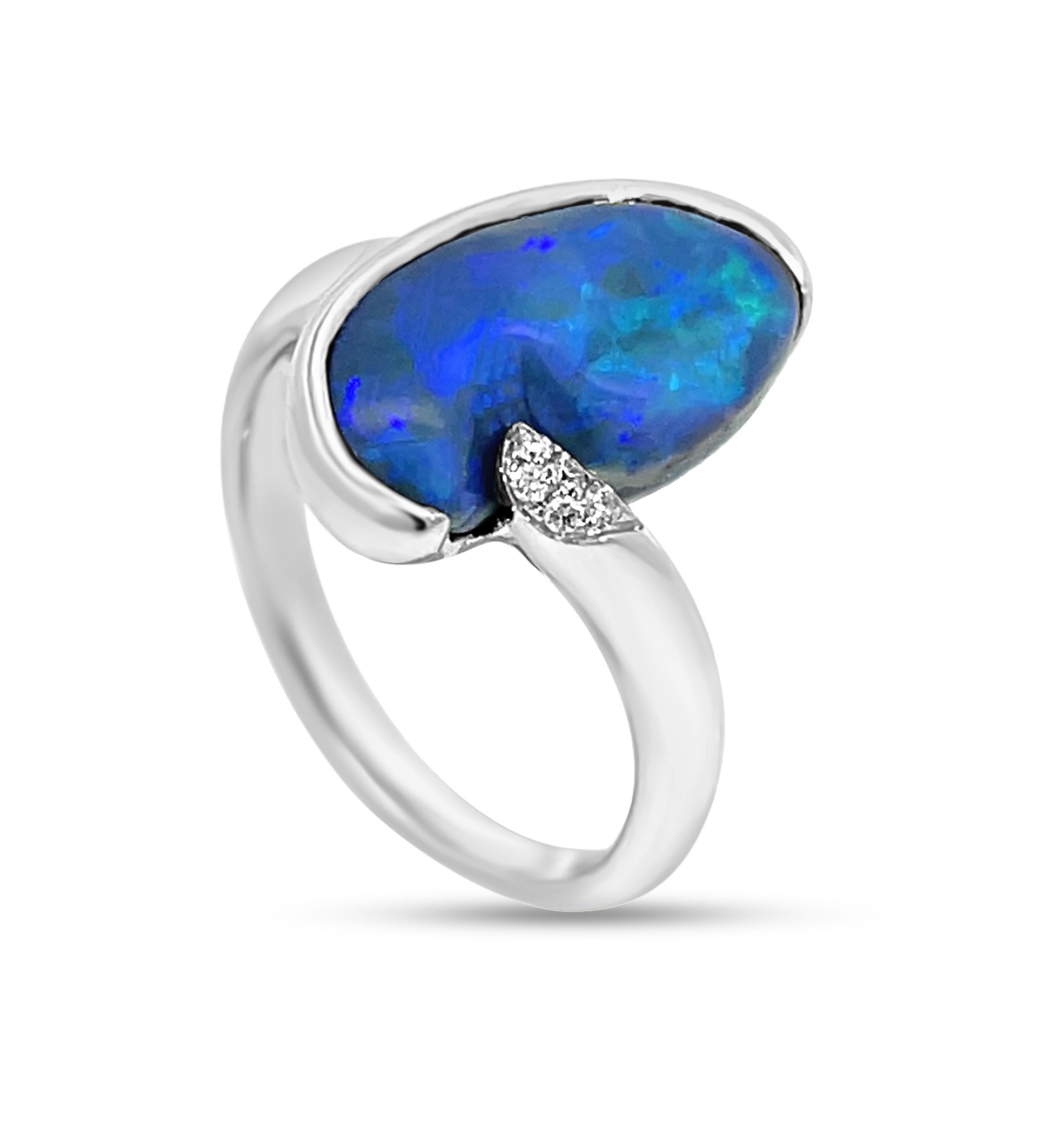 Contemporary Solid Natural Untreated Australian 3.85ct Black Opal Ring in 18k White Gold  For Sale
