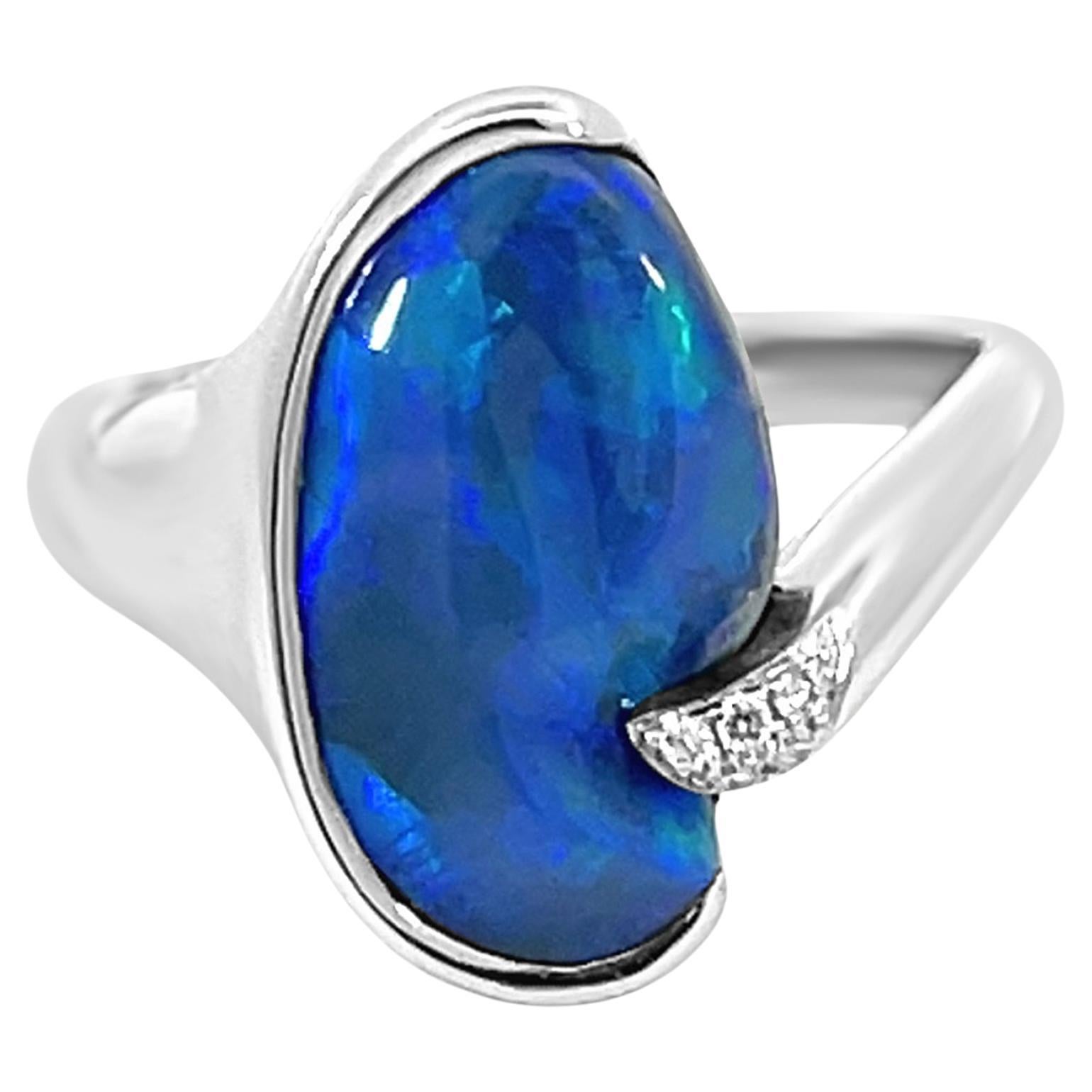 Solid Natural Untreated Australian 3.85ct Black Opal Ring in 18k White Gold  For Sale