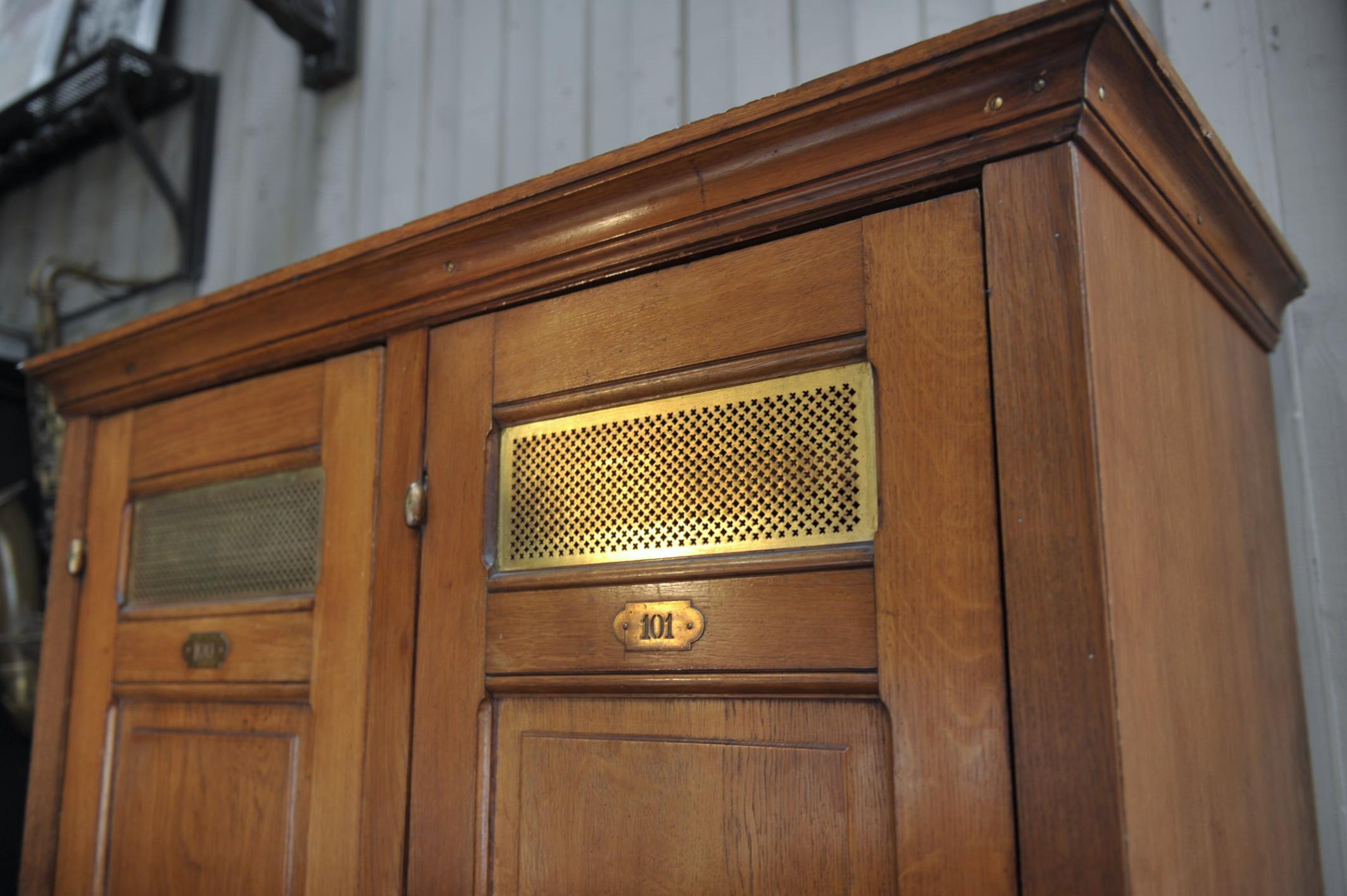 Early 20th Century Solid Oak and Brass Banque De France Cupboard Cabinet, circa 1900