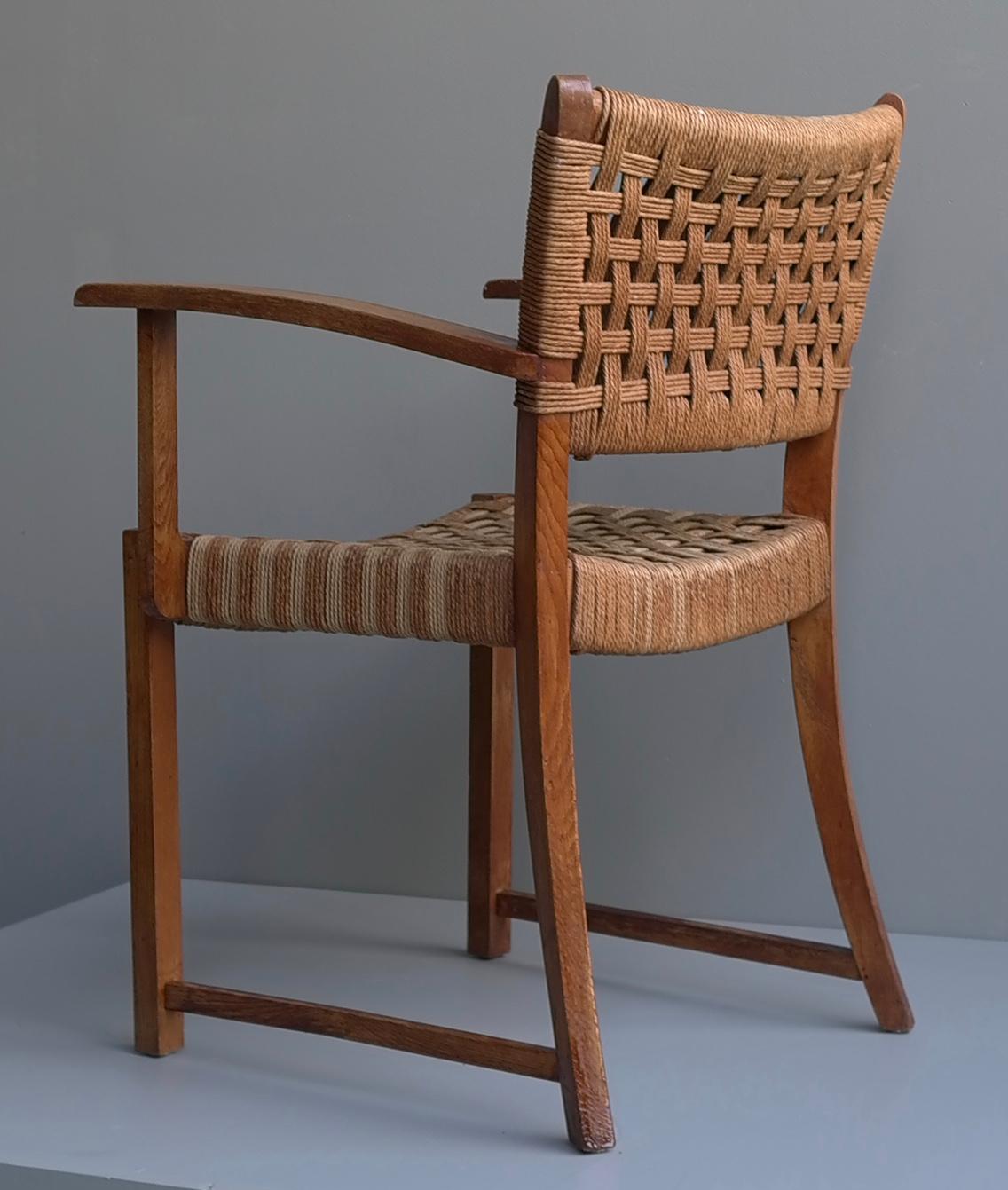 Sillón de roble macizo y cuerda, Moderno de mediados de siglo, Francia, Años 50 en venta 1