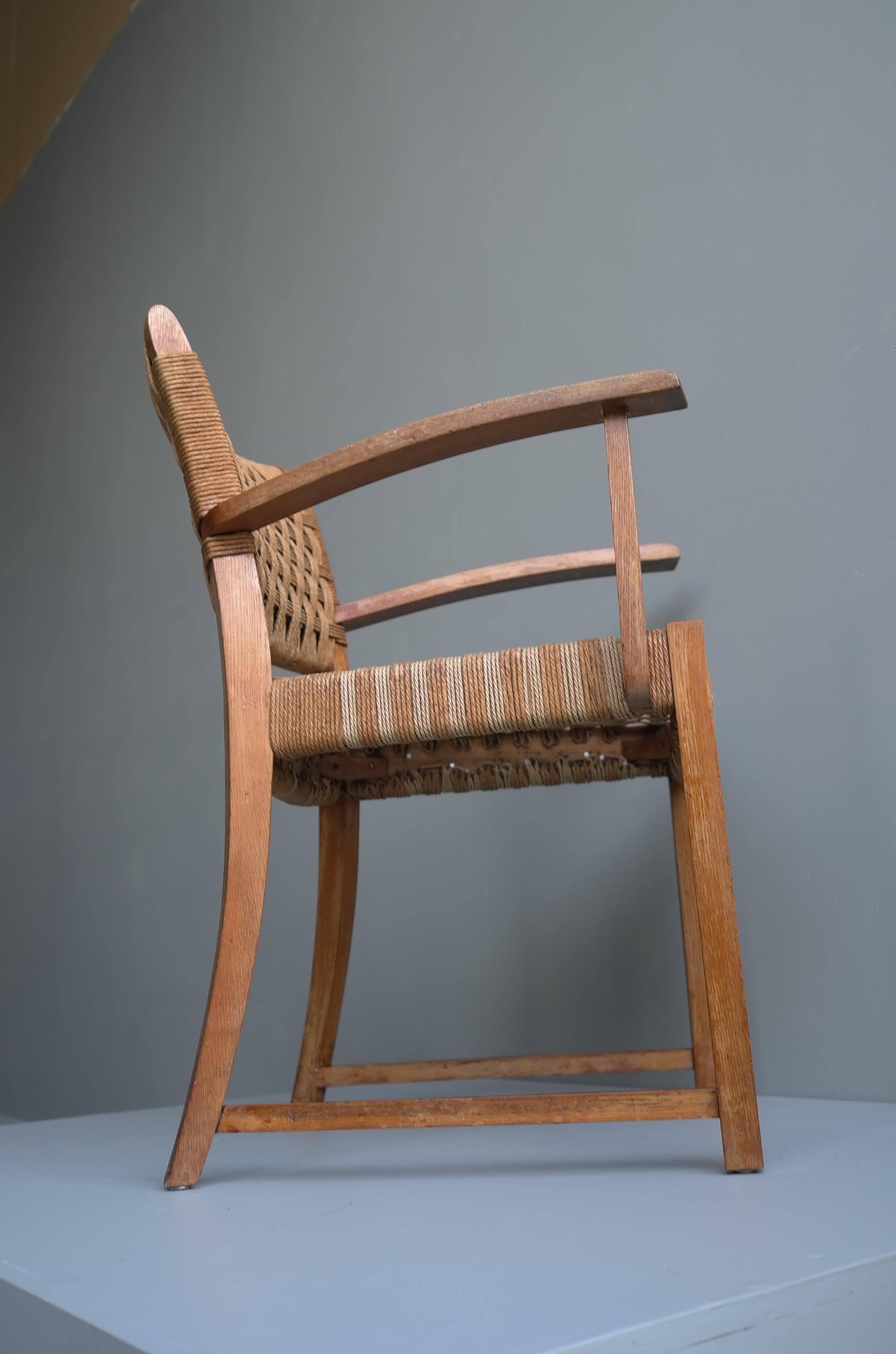 Sillón de roble macizo y cuerda, Moderno de mediados de siglo, Francia, Años 50 en venta 2