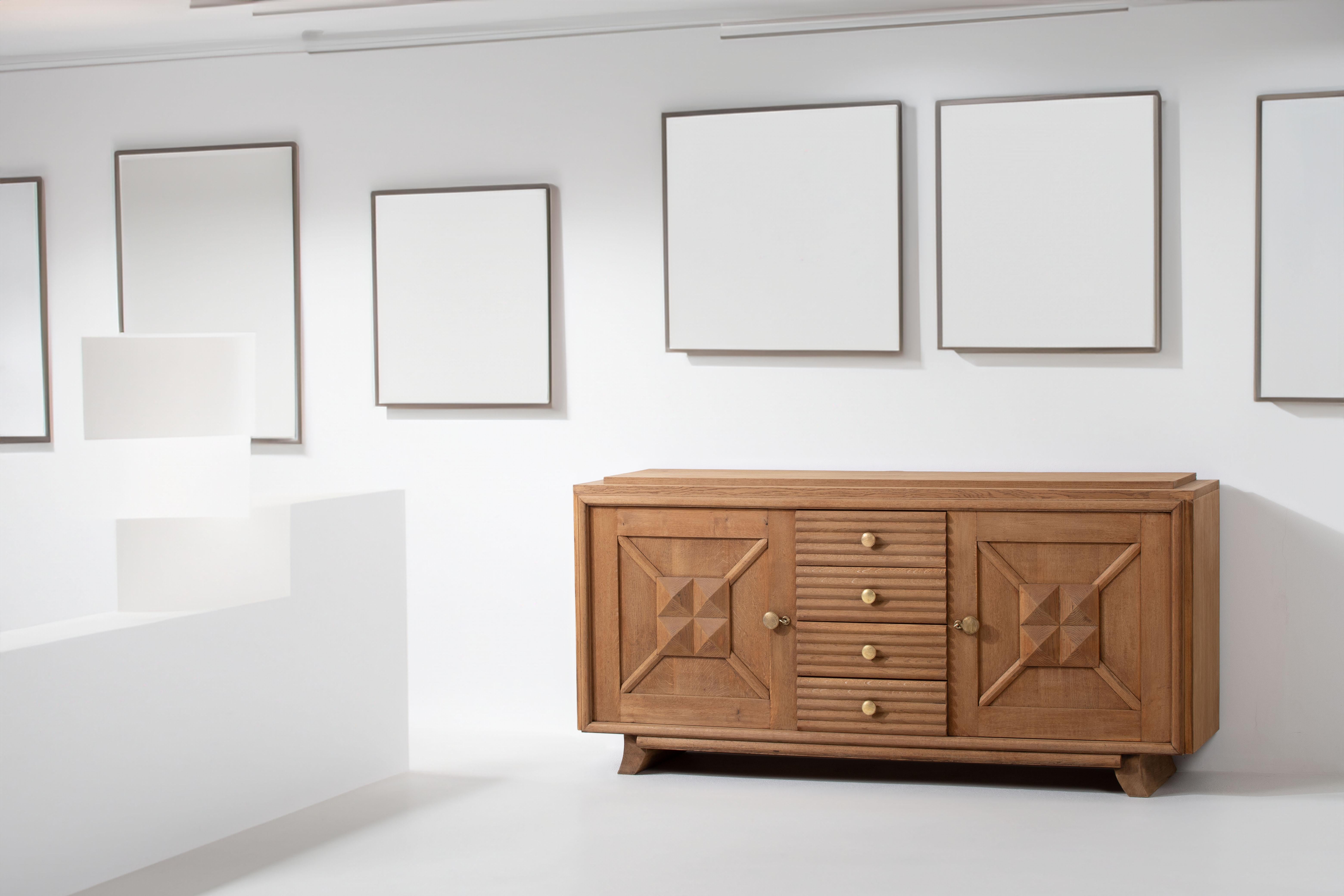 Chêne Enfilade Art Déco en chêne massif, 1940, France en vente