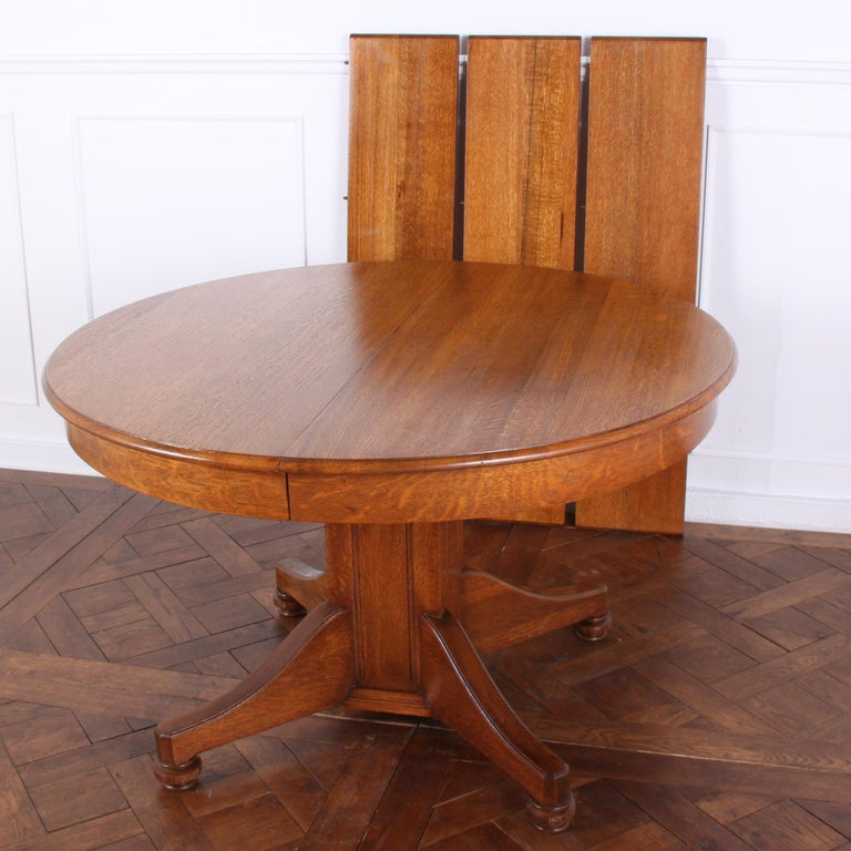 Solid Oak Arts and Crafts Style Round Dining Table at 1stDibs arts