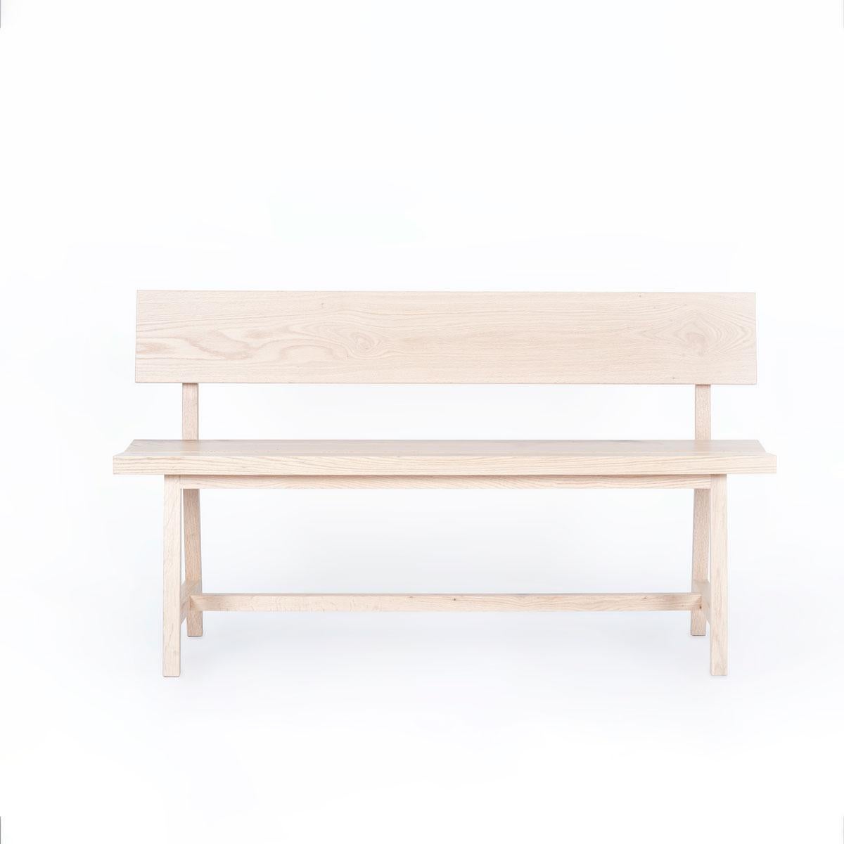 The PI Series Solid Oak Bench with Backrest offers both aesthetic appeal and practical functionality with its modern design and comfortable structure. Handcrafted entirely from solid oak wood, this spacious modern solid oak bench is made from