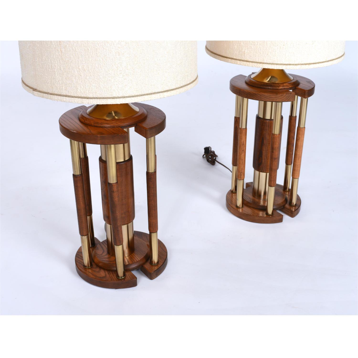 Solid Oak Brass Pillar Rotunda Table Lamps, circa 1970s For Sale 4