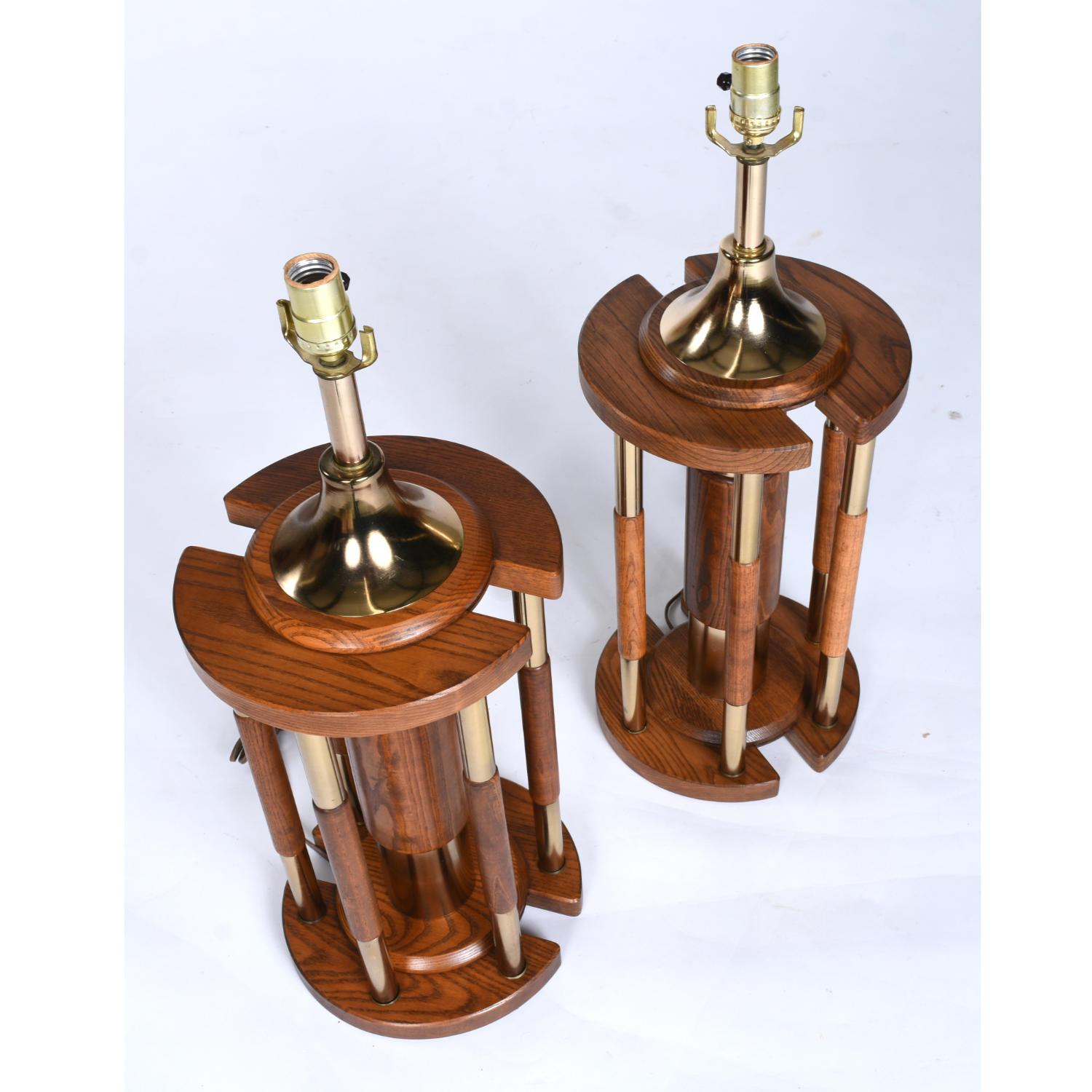 Solid Oak Brass Pillar Rotunda Table Lamps, circa 1970s For Sale 6