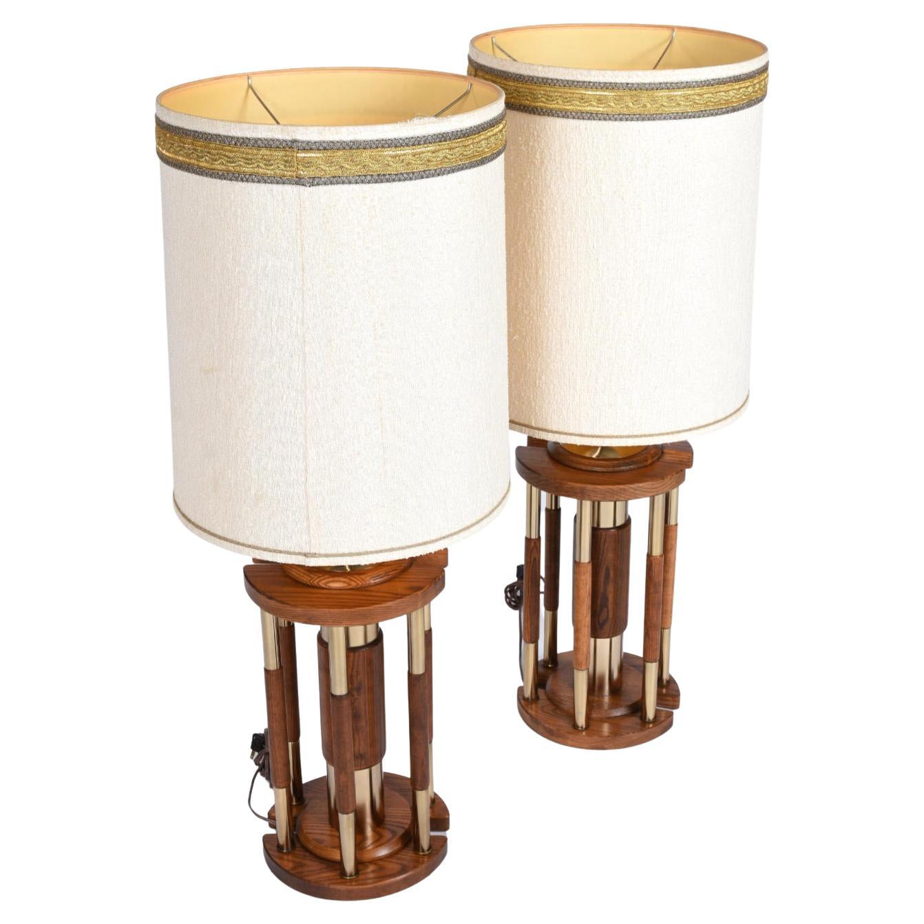 Mid-Century Modern Solid Oak Brass Pillar Rotunda Table Lamps, circa 1970s For Sale
