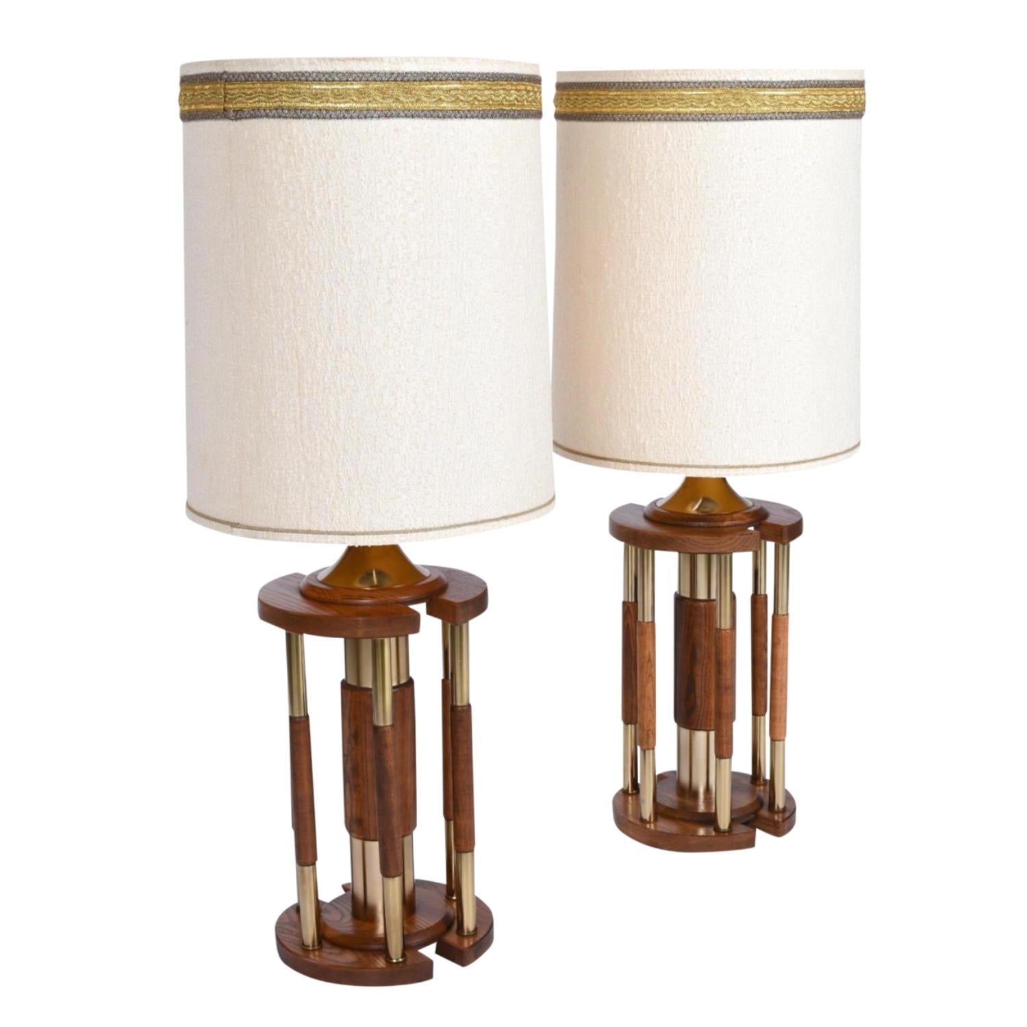 Late 20th Century Solid Oak Brass Pillar Rotunda Table Lamps, circa 1970s For Sale