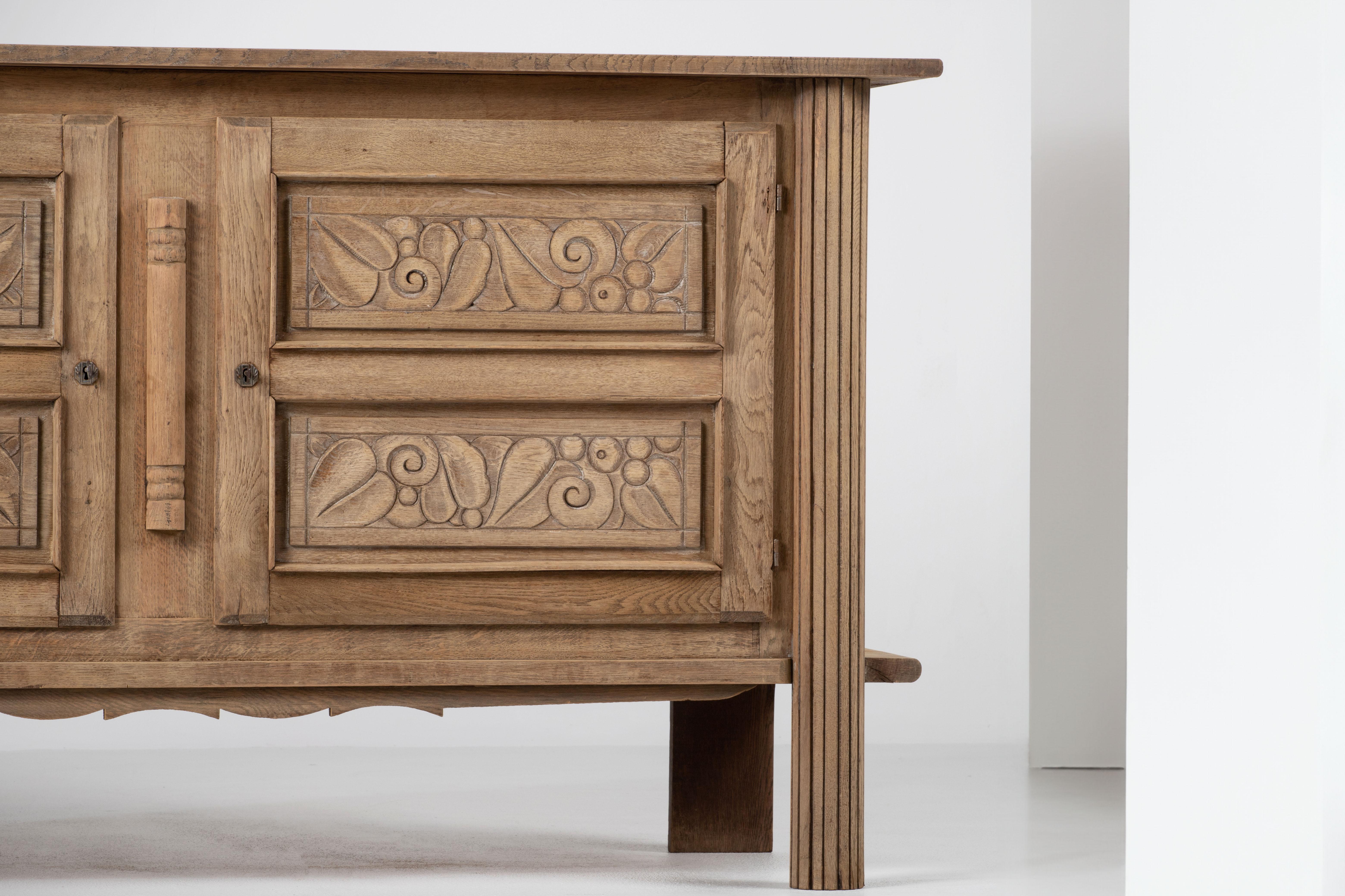 Solid Oak Cabinet, France, 1940s For Sale 10