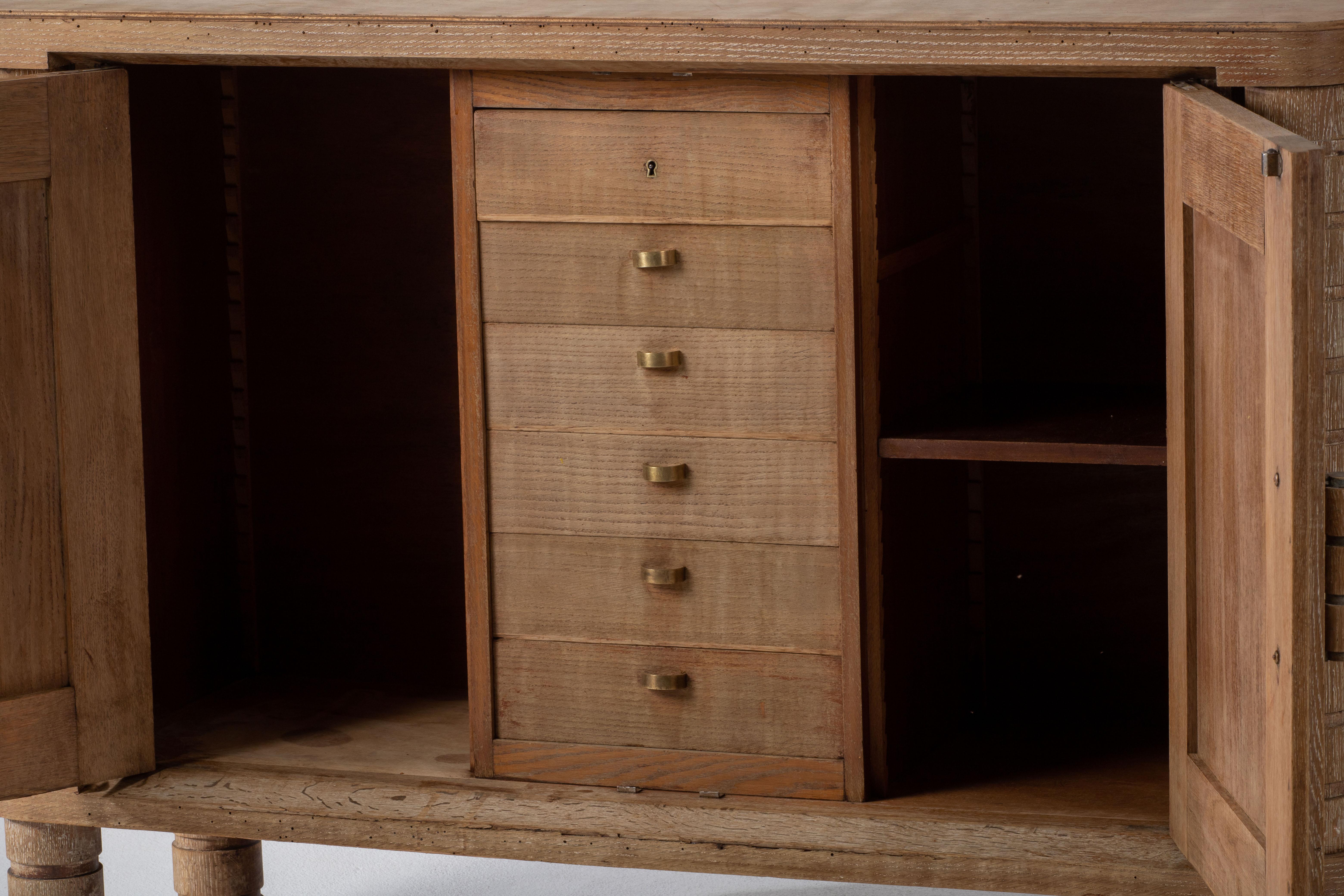 Solid Oak Cabinet, France, 1940s In Good Condition In Wiesbaden, DE