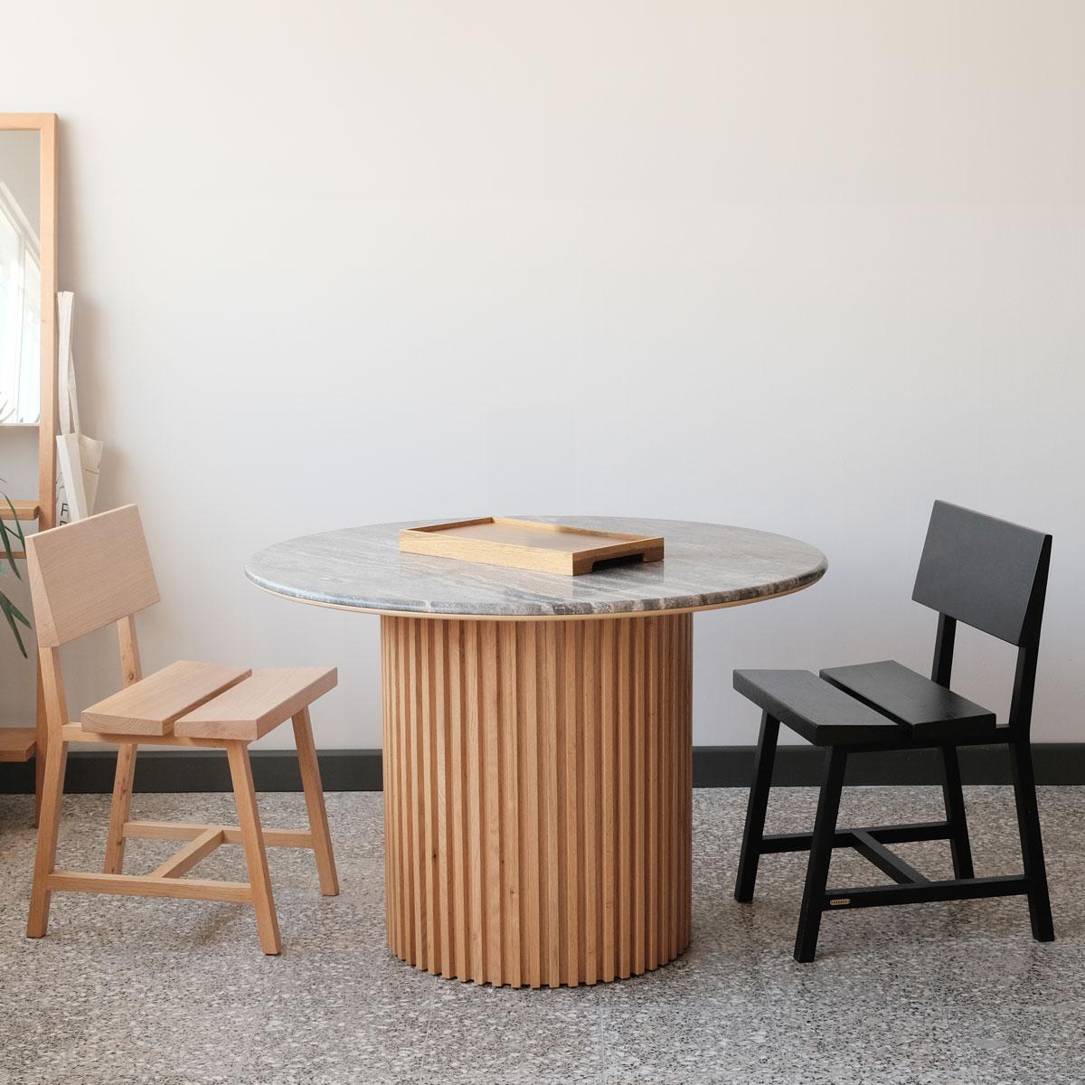 Modern Solid Oak Chair with Backrest – PI For Sale