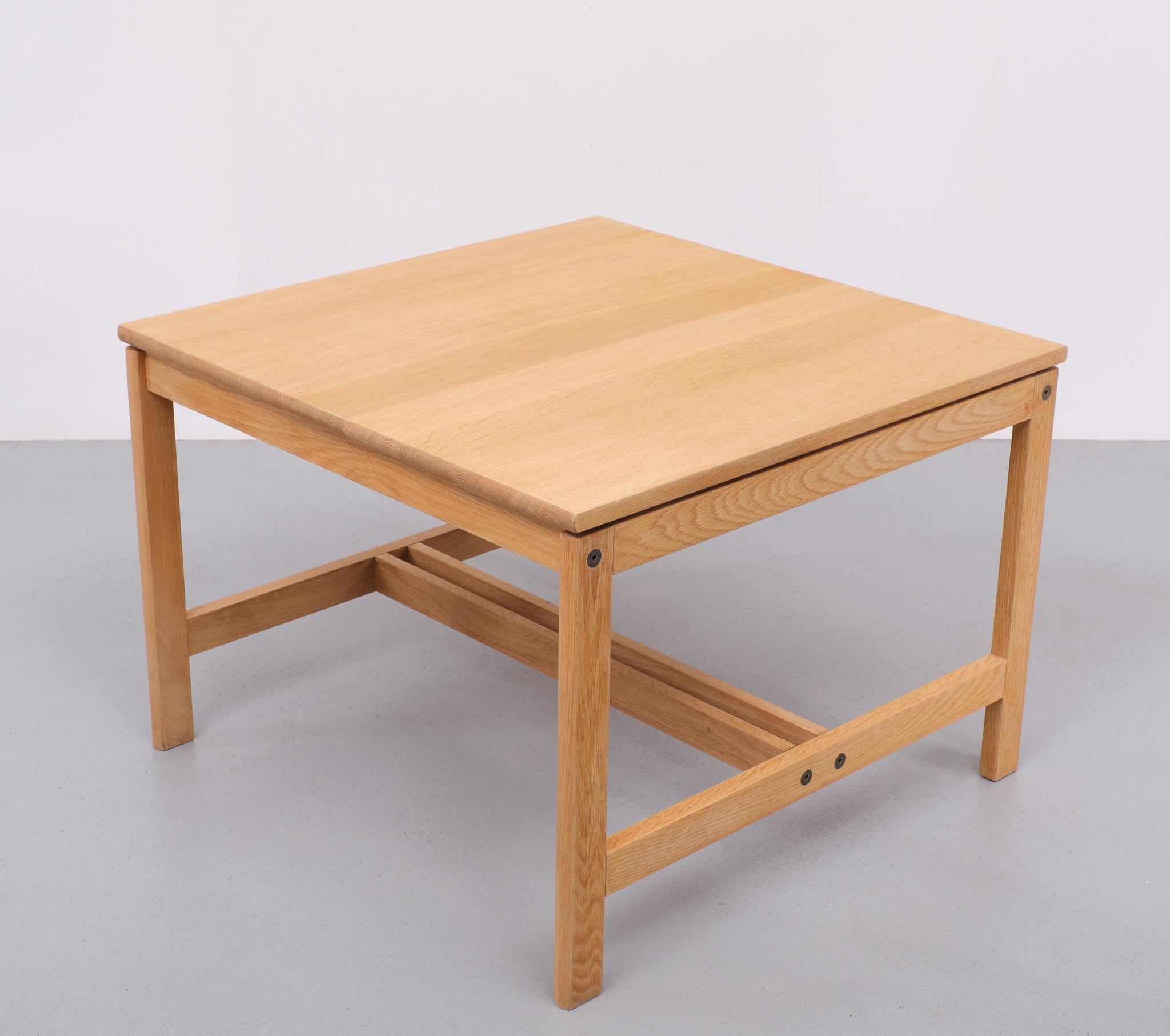 Late 20th Century Solid Oak  Coffee Table by Søren Holst for Fredericia Furniture  For Sale
