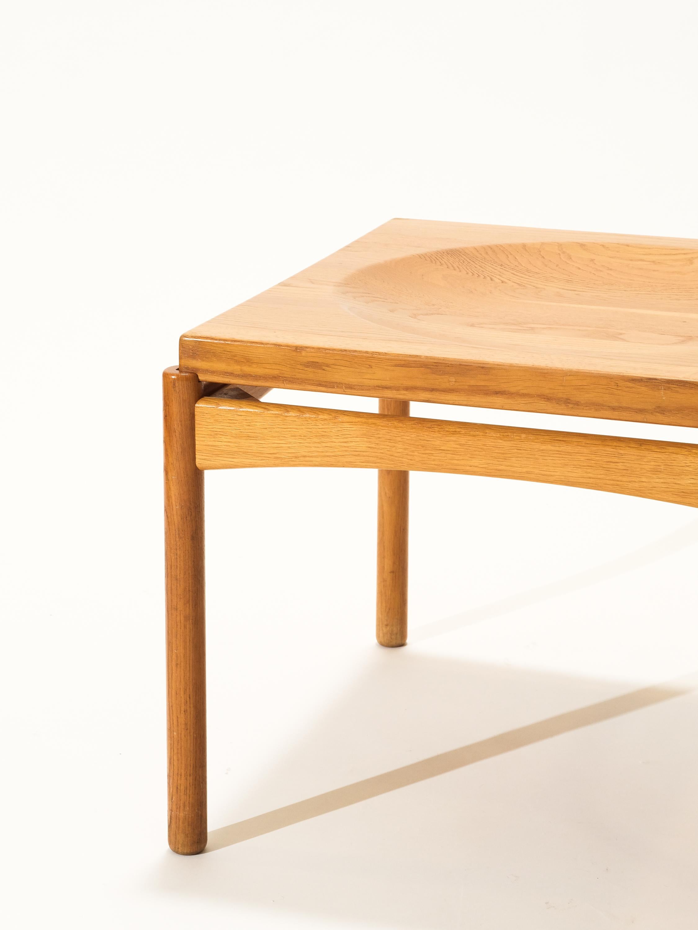 Swedish Solid Oak Coffee/Tray Table by Gunnar Myrstrand for Källemo, Sweden, 1960s For Sale