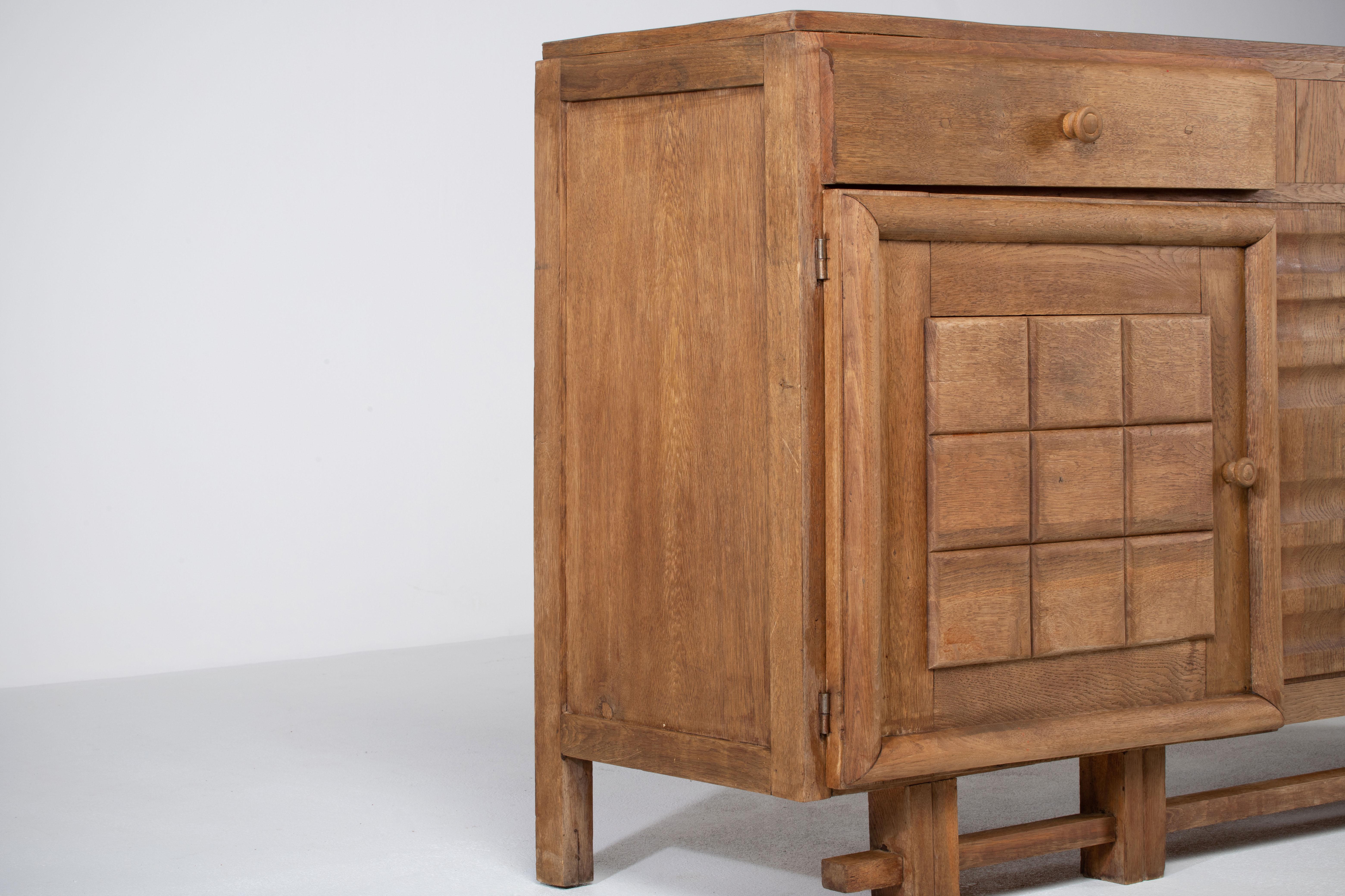 Solid Oak Credenza, France, 1940s For Sale 8