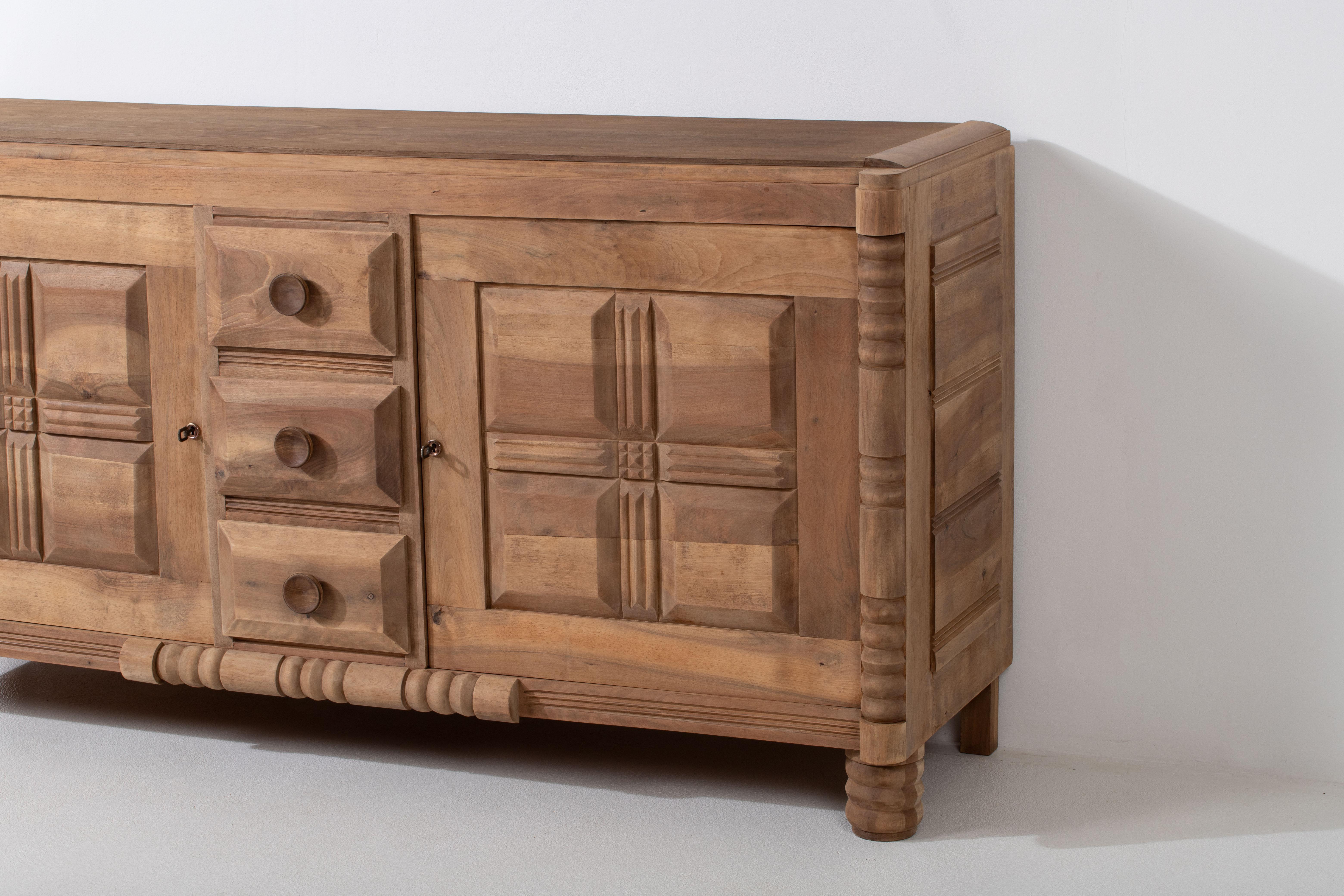 French Solid Oak Credenza with Graphic Details, France, 1940s For Sale