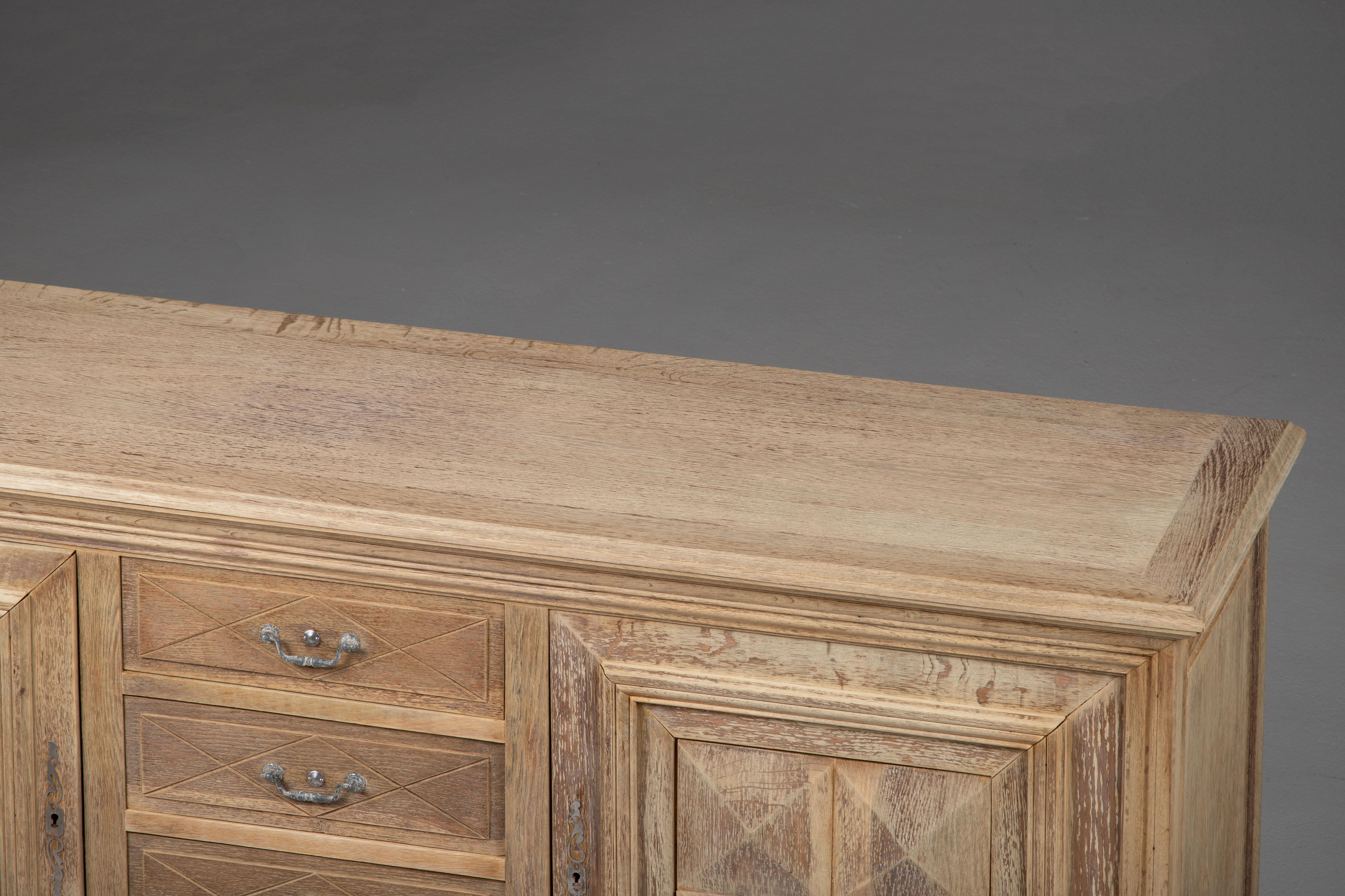 Solid Oak Credenza with Graphic Details, France For Sale 12