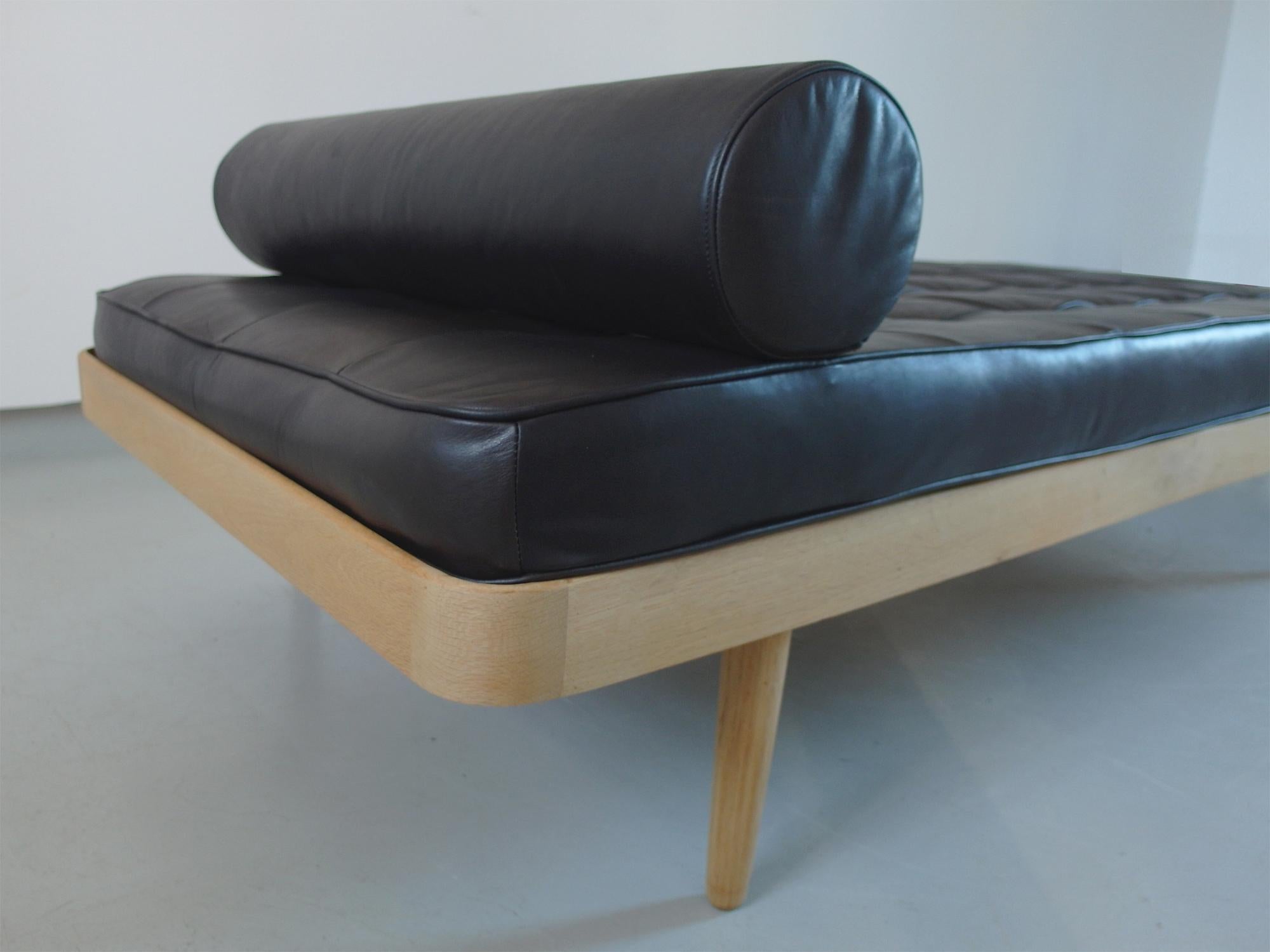 Solid Oak Danish Daybed with Brown-Black Leather Mattress, Denmark, circa 1956 5